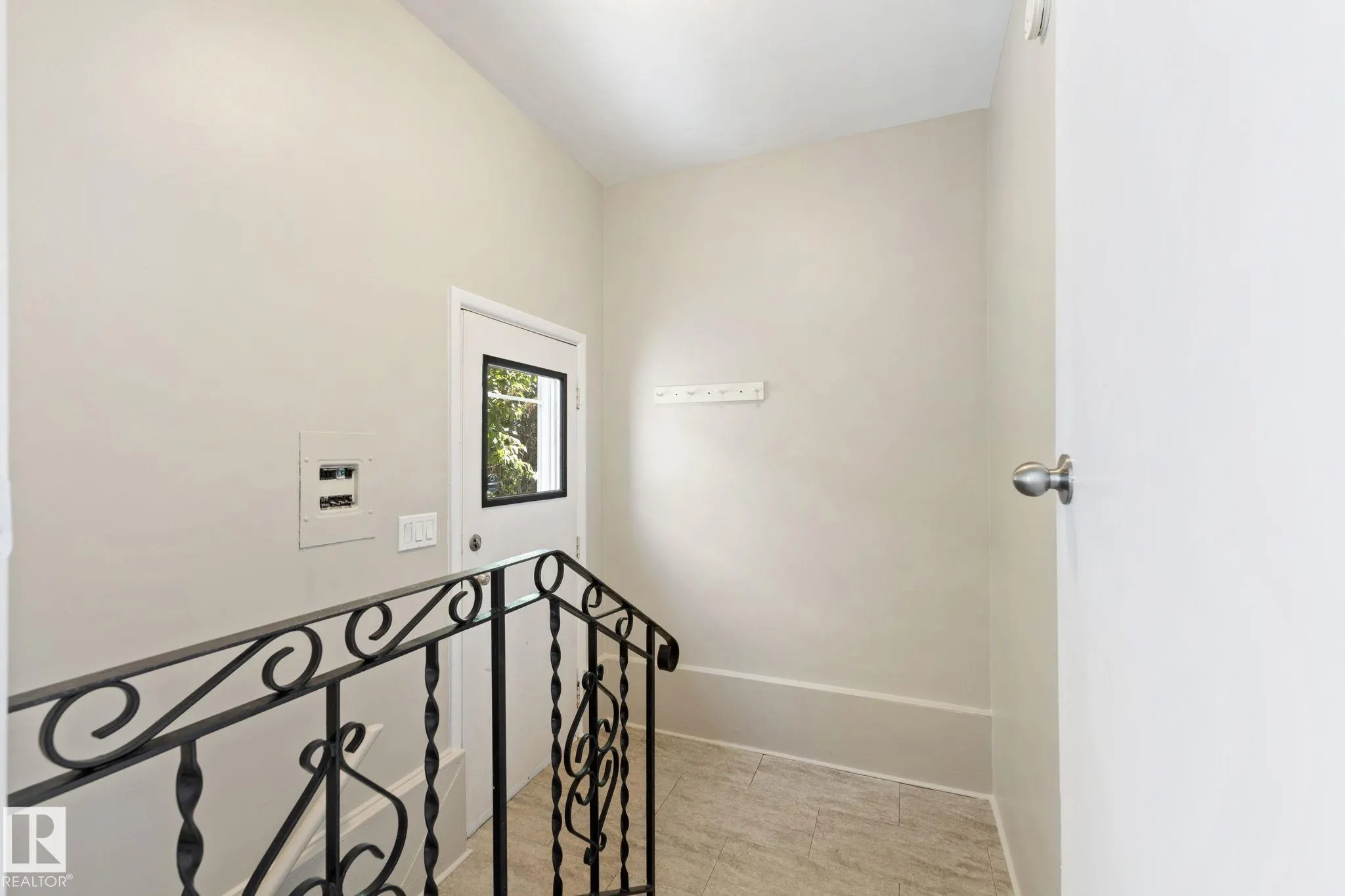 10602 100 Avenue