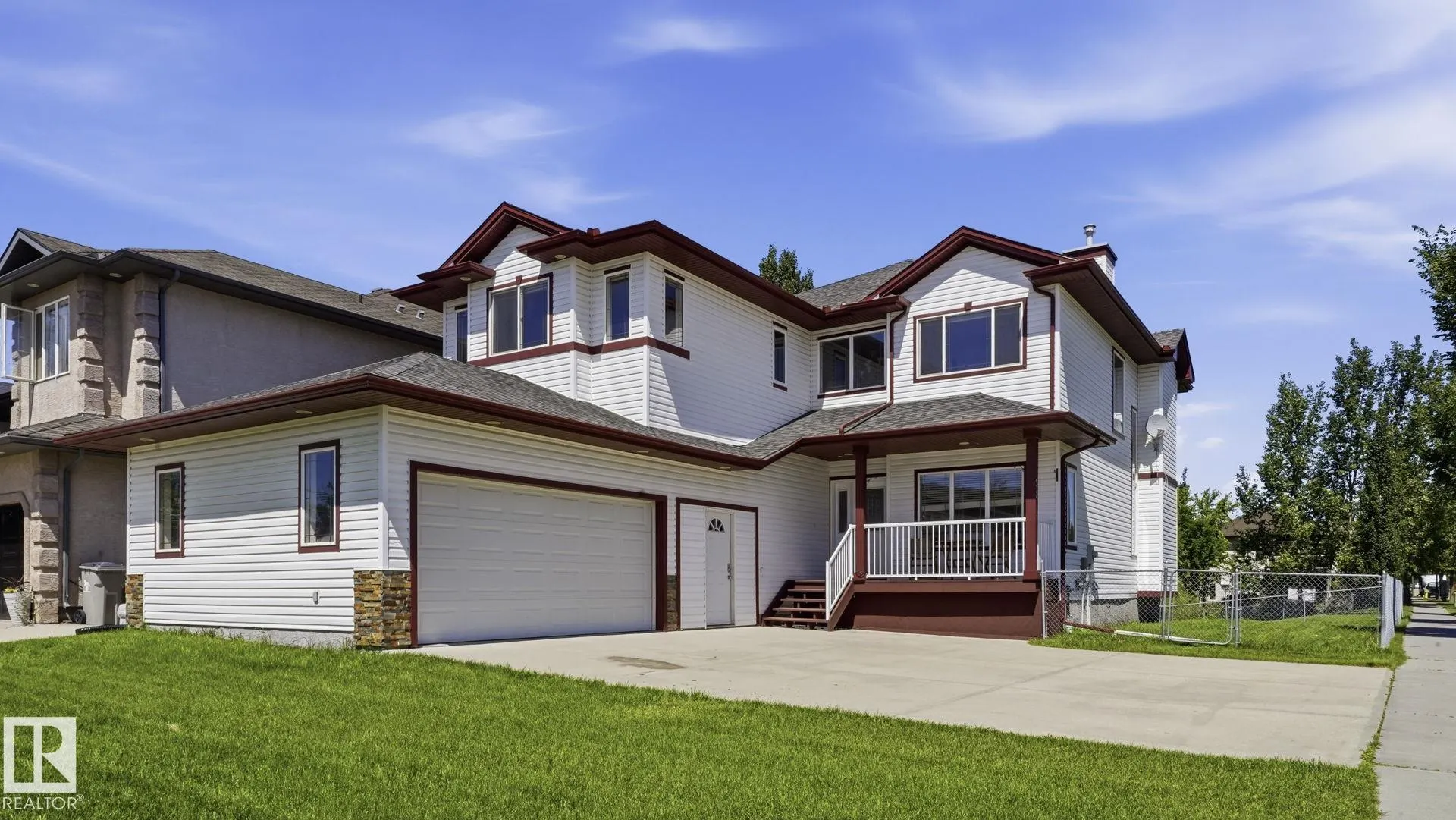 98 LAKELAND Drive