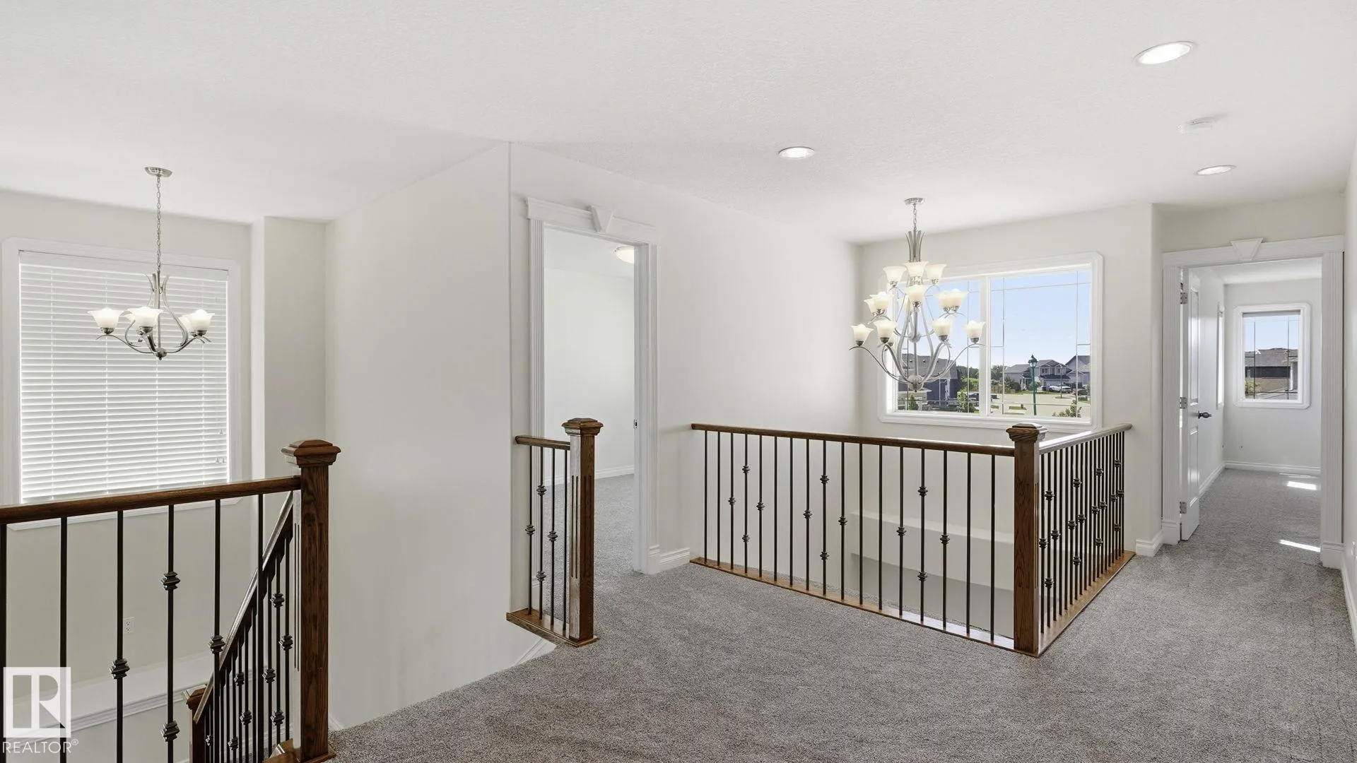 98 LAKELAND Drive