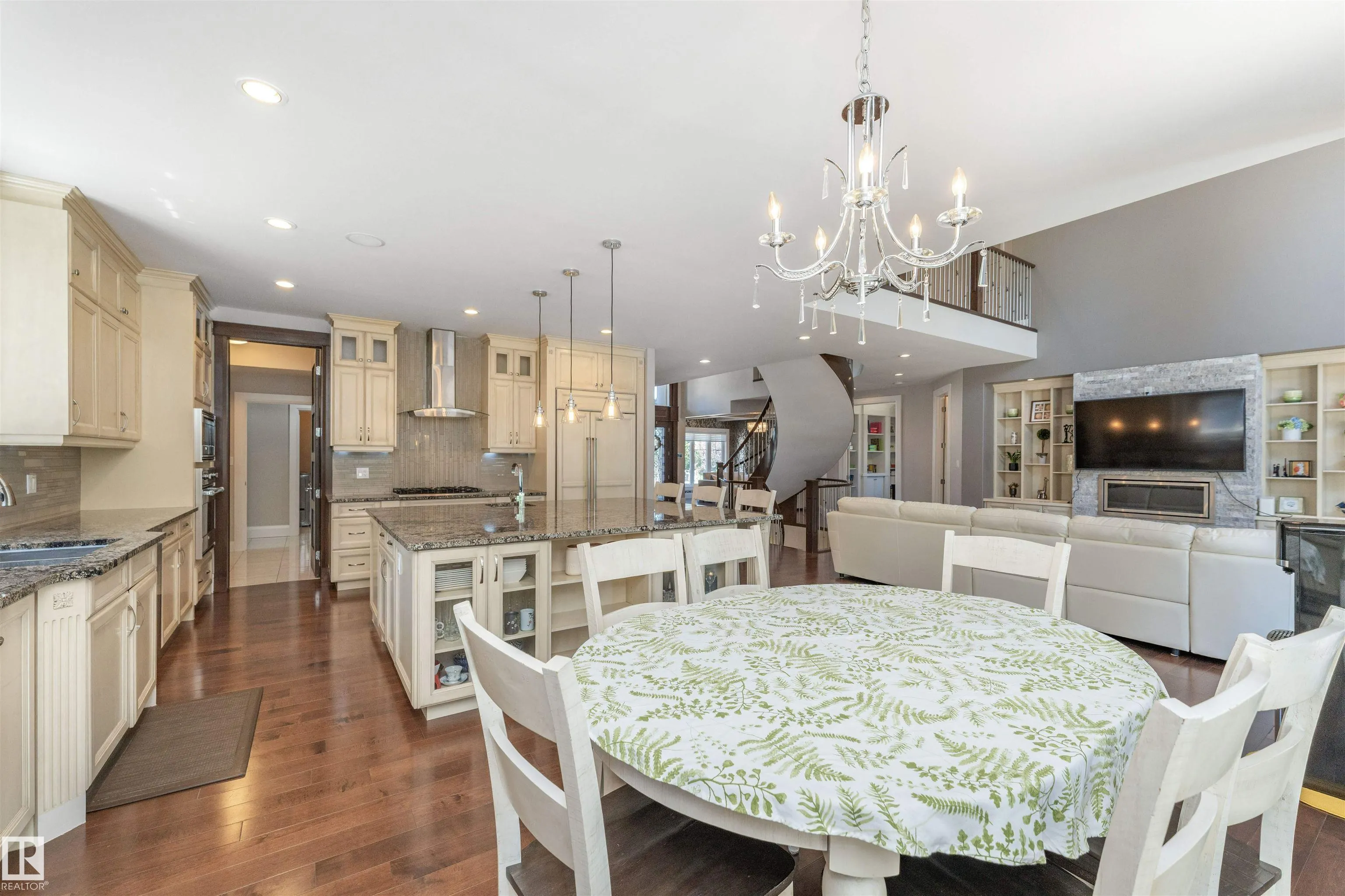 3503 WATSON Point(e)