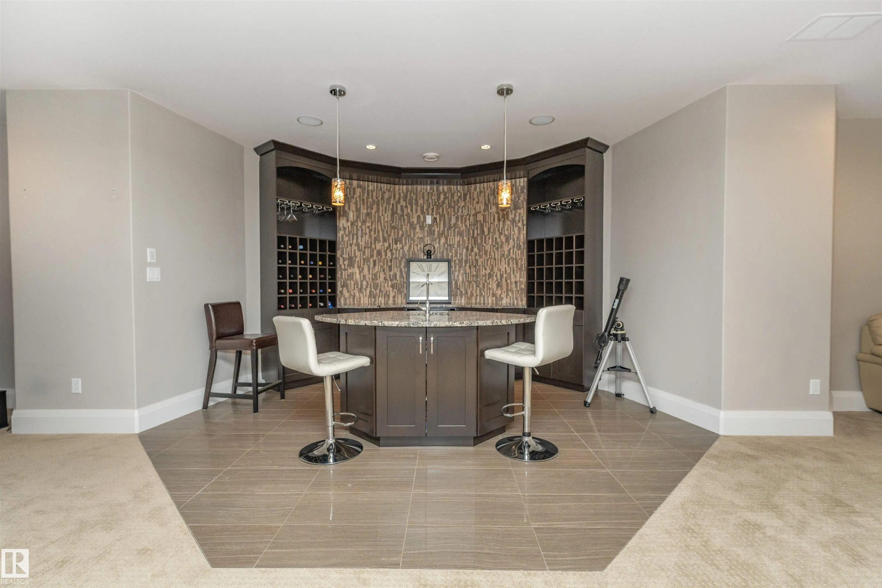 3503 WATSON Point(e)