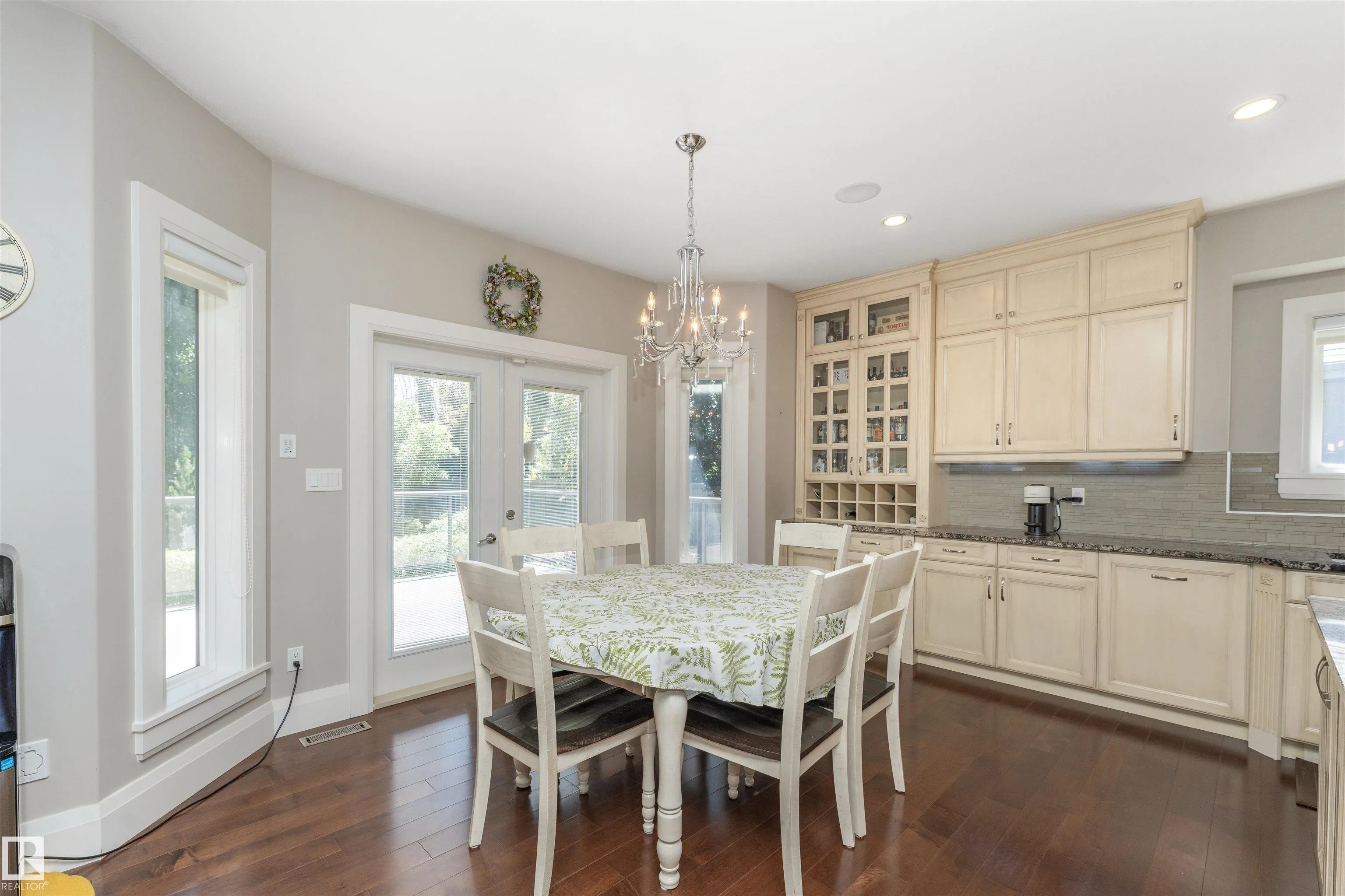 3503 WATSON Point(e)