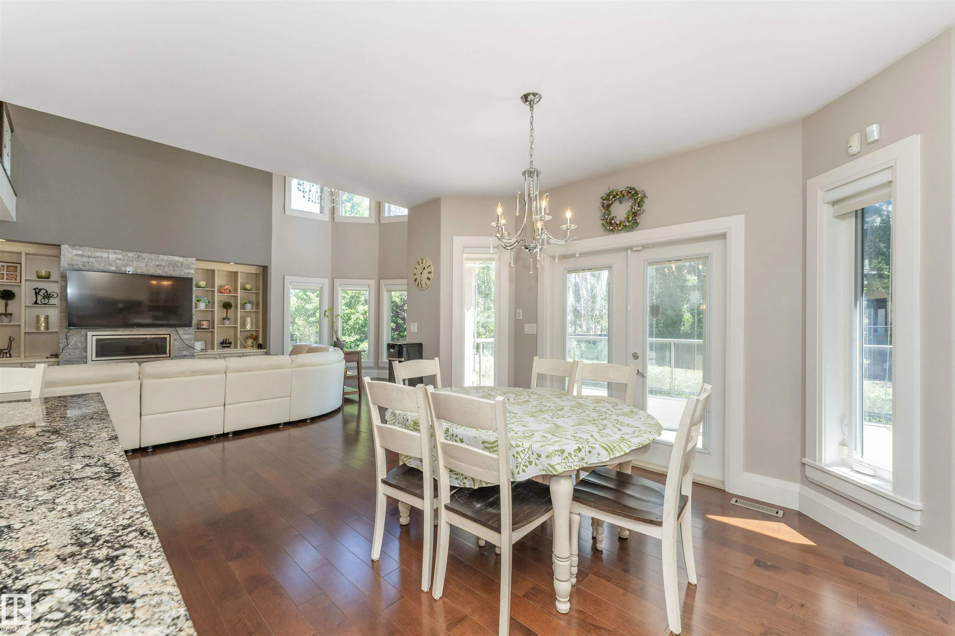 3503 WATSON Point(e)