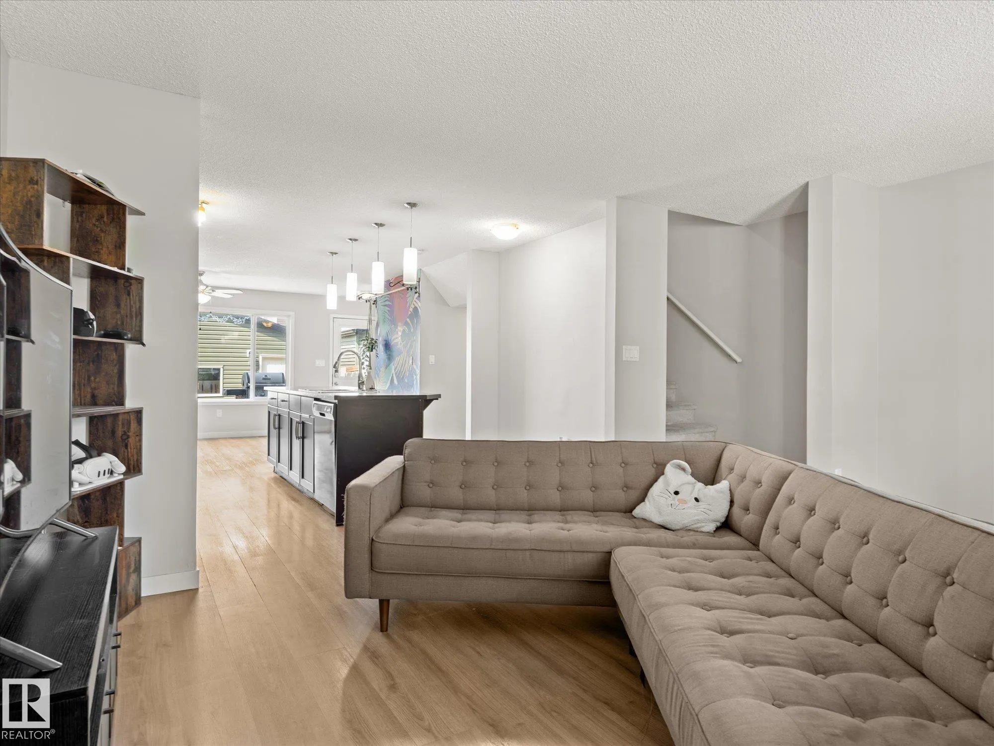 473 ORCHARDS Boulevard