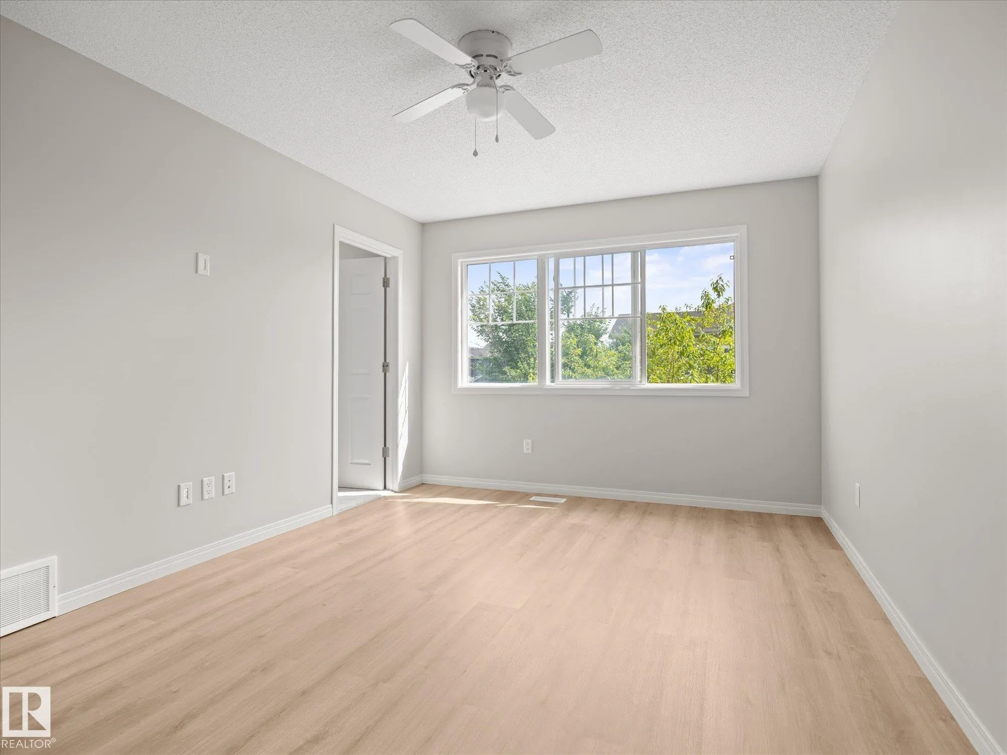 473 ORCHARDS Boulevard