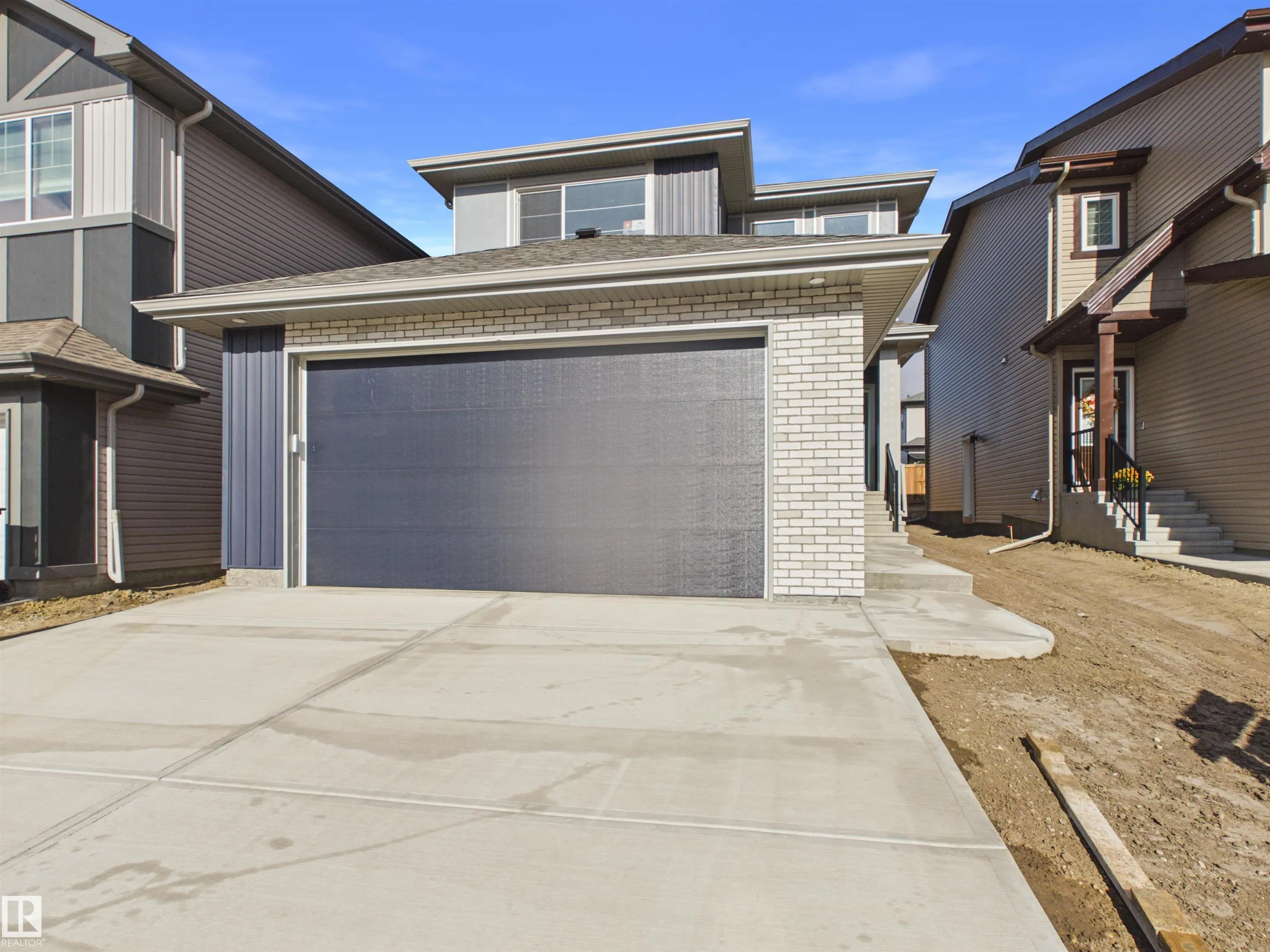 139 FICUS Way