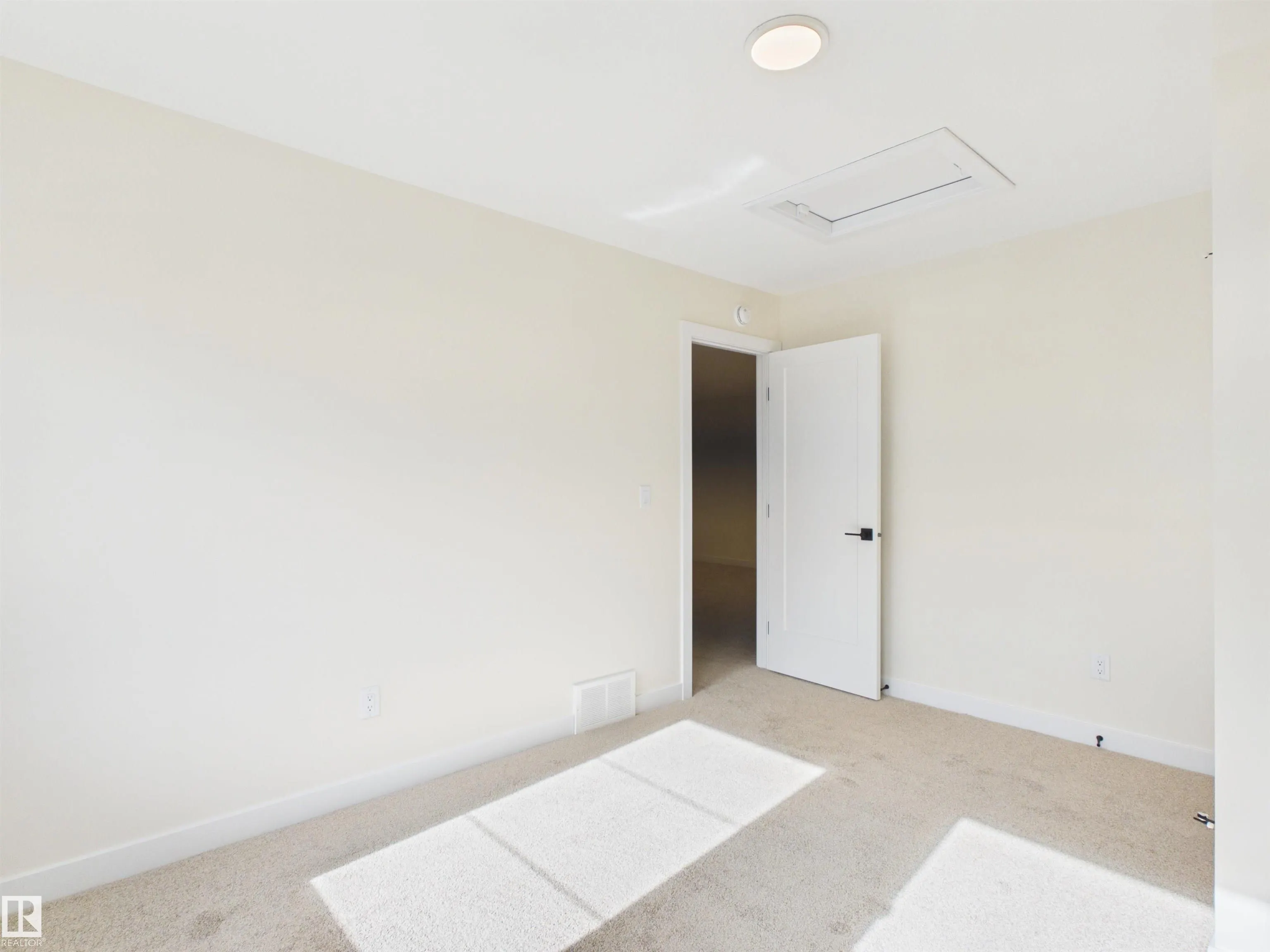 139 FICUS Way