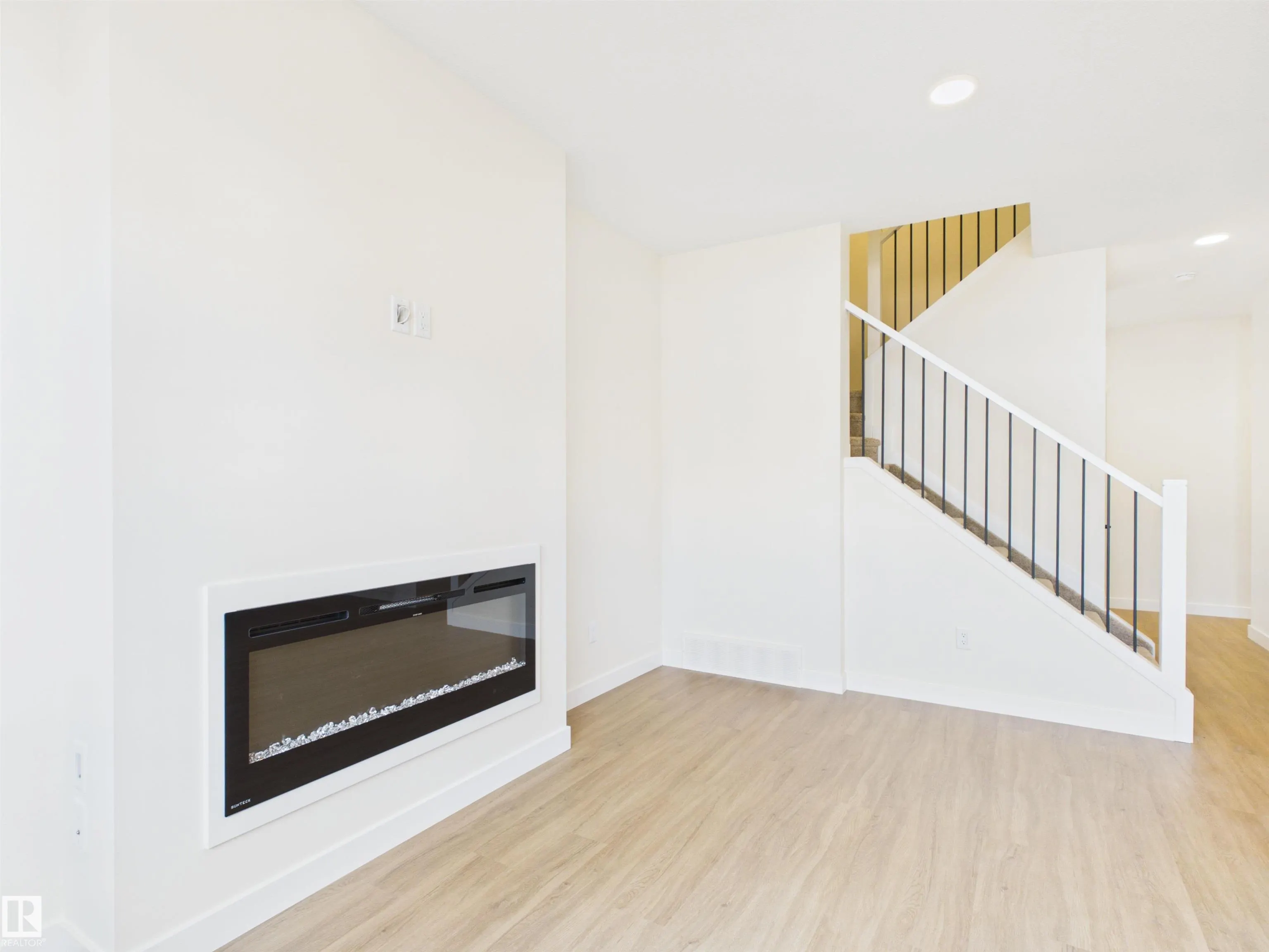 139 FICUS Way