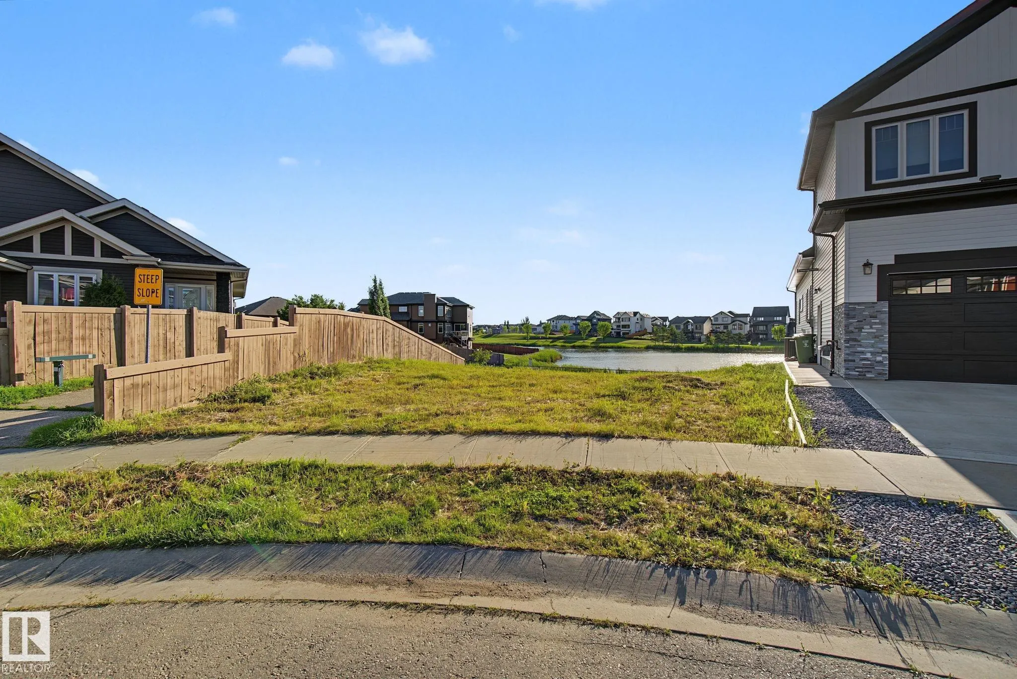 27 LAKESHORE Cove