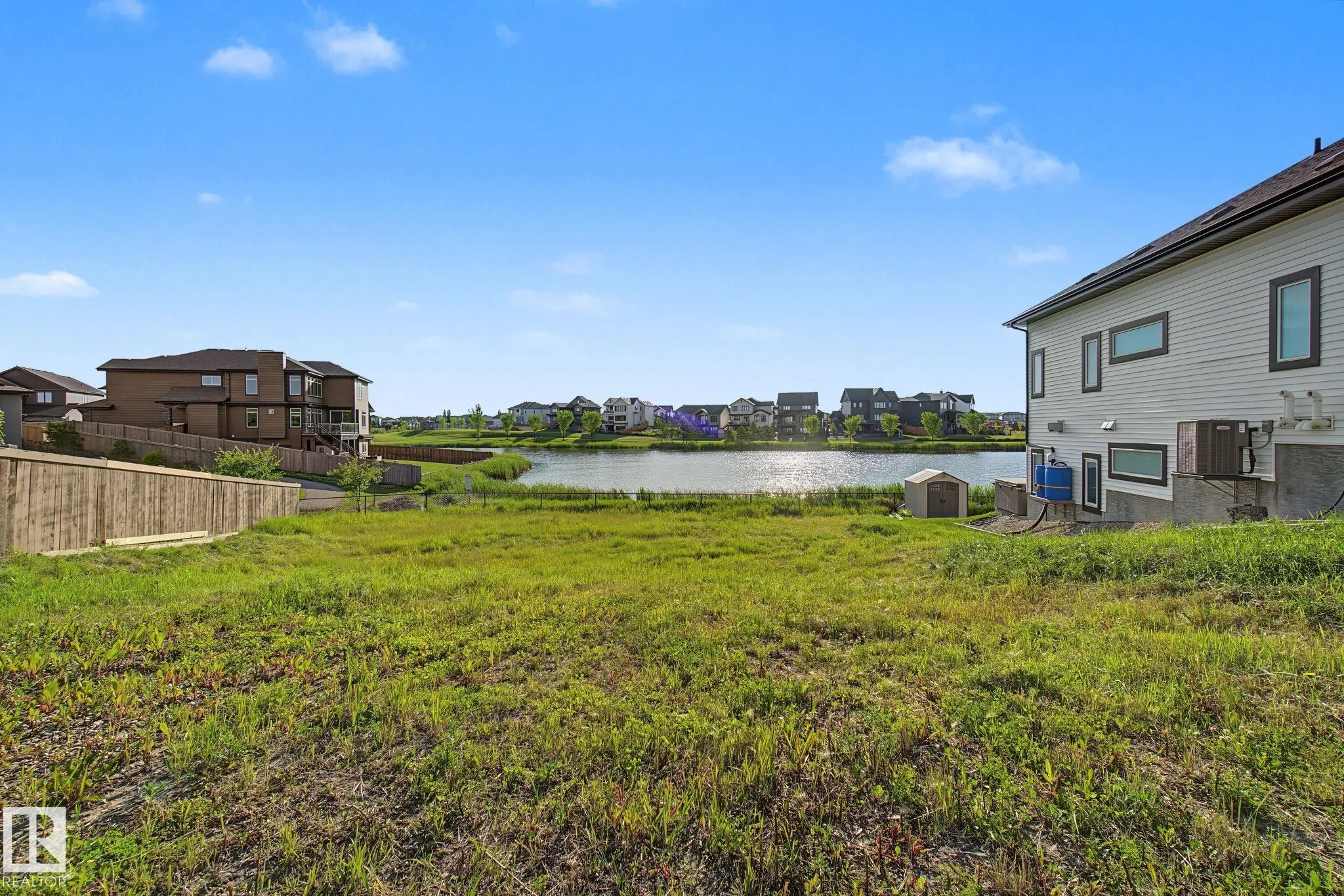27 LAKESHORE Cove
