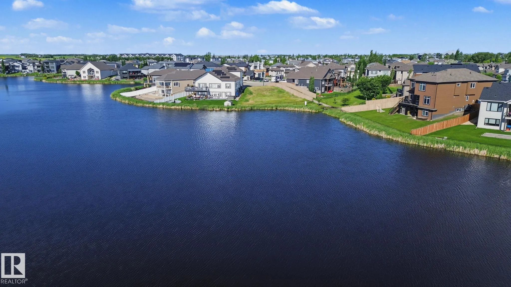 27 LAKESHORE Cove