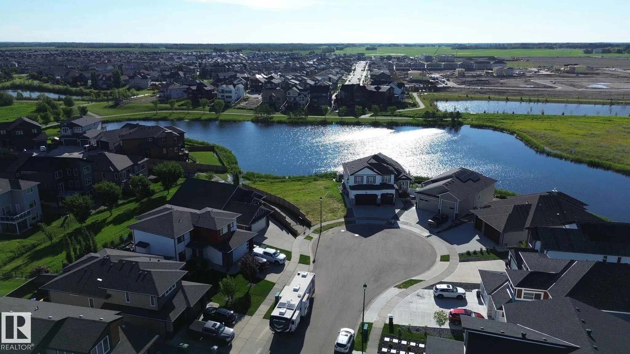 27 LAKESHORE Cove