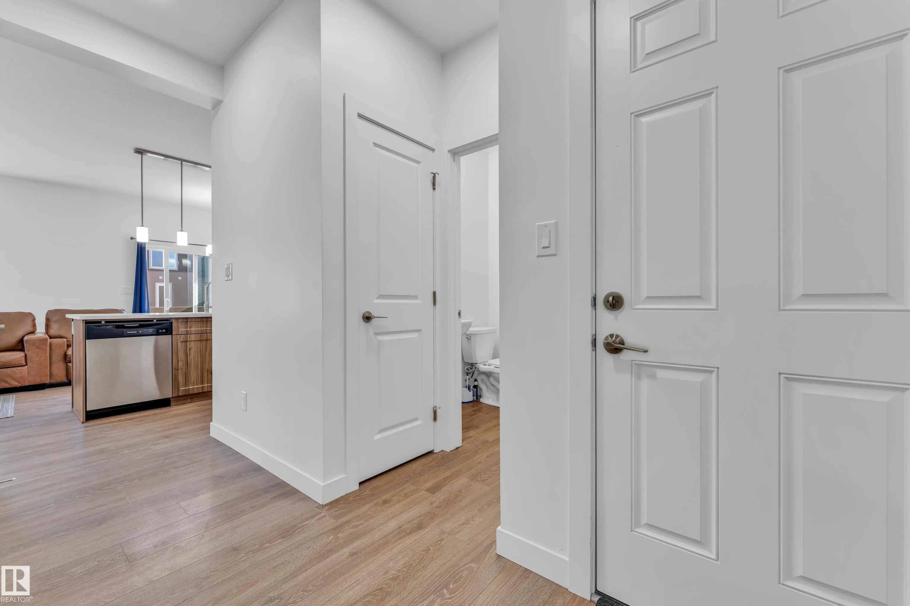 603 ORCHARDS Boulevard