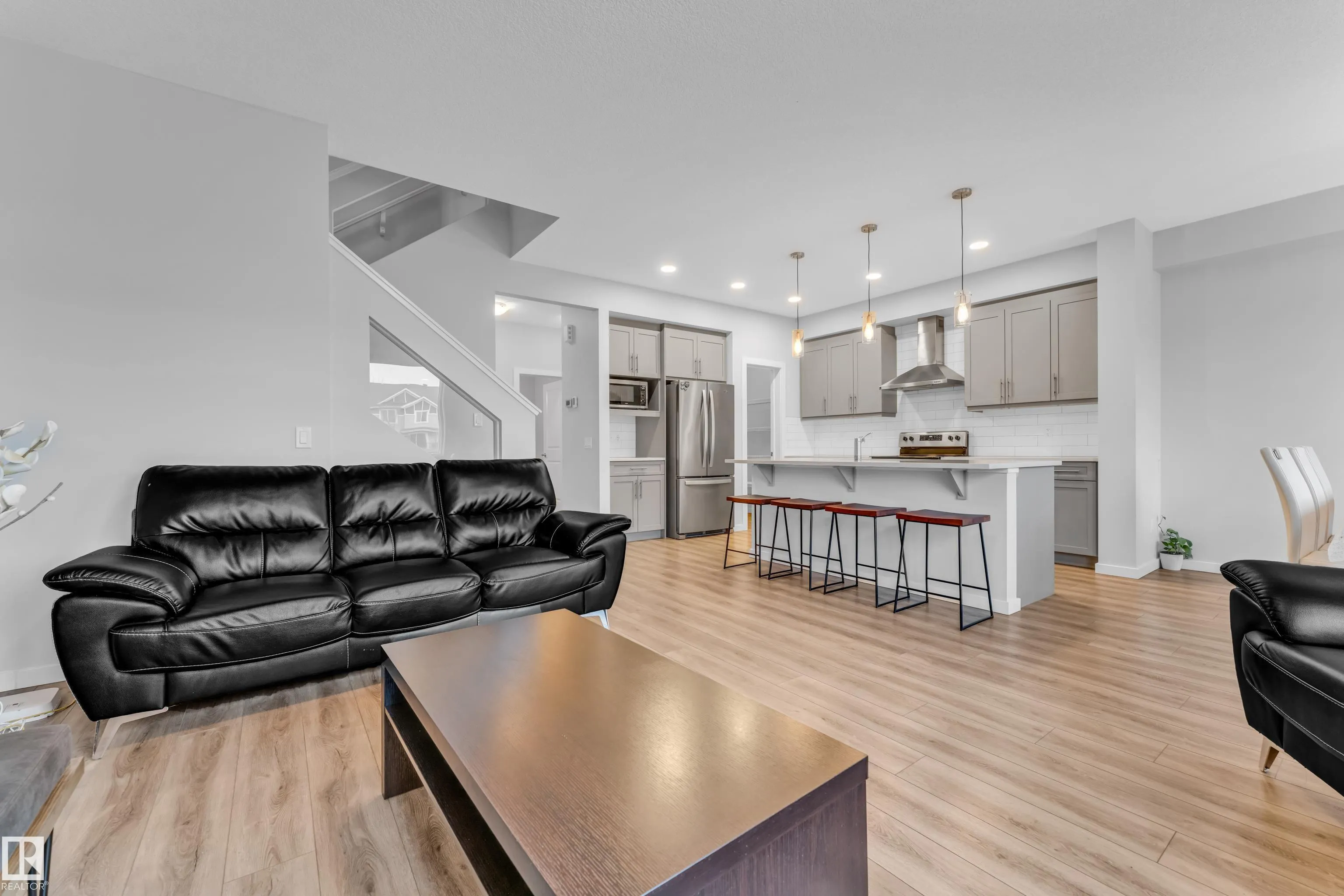 3545 CHERRY Landing