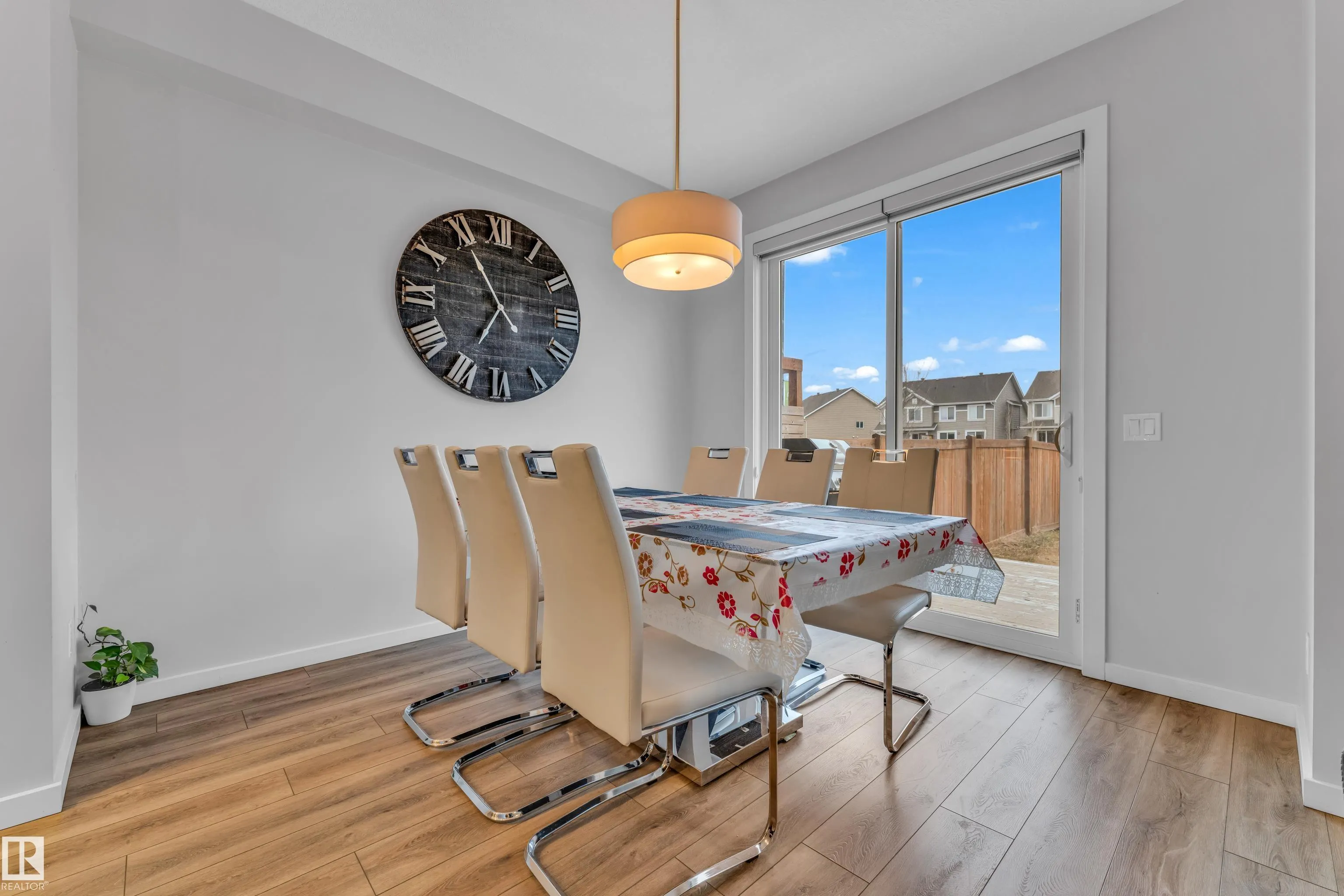 3545 CHERRY Landing