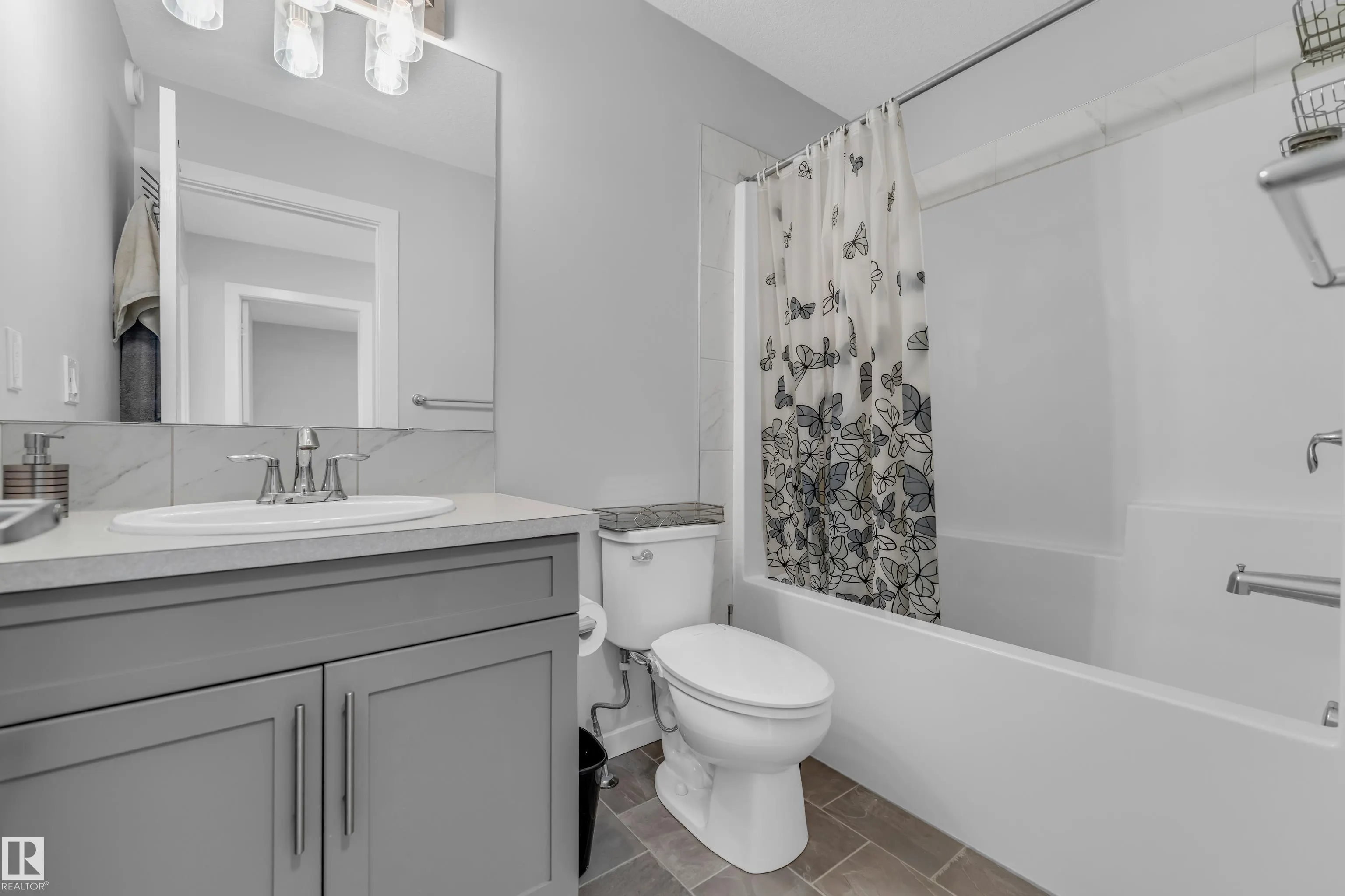 3545 CHERRY Landing