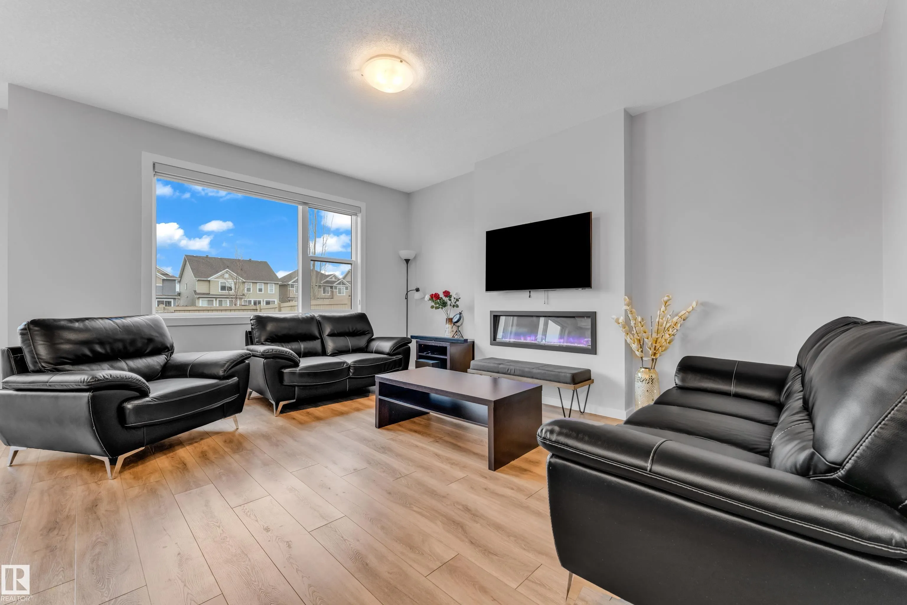 3545 CHERRY Landing