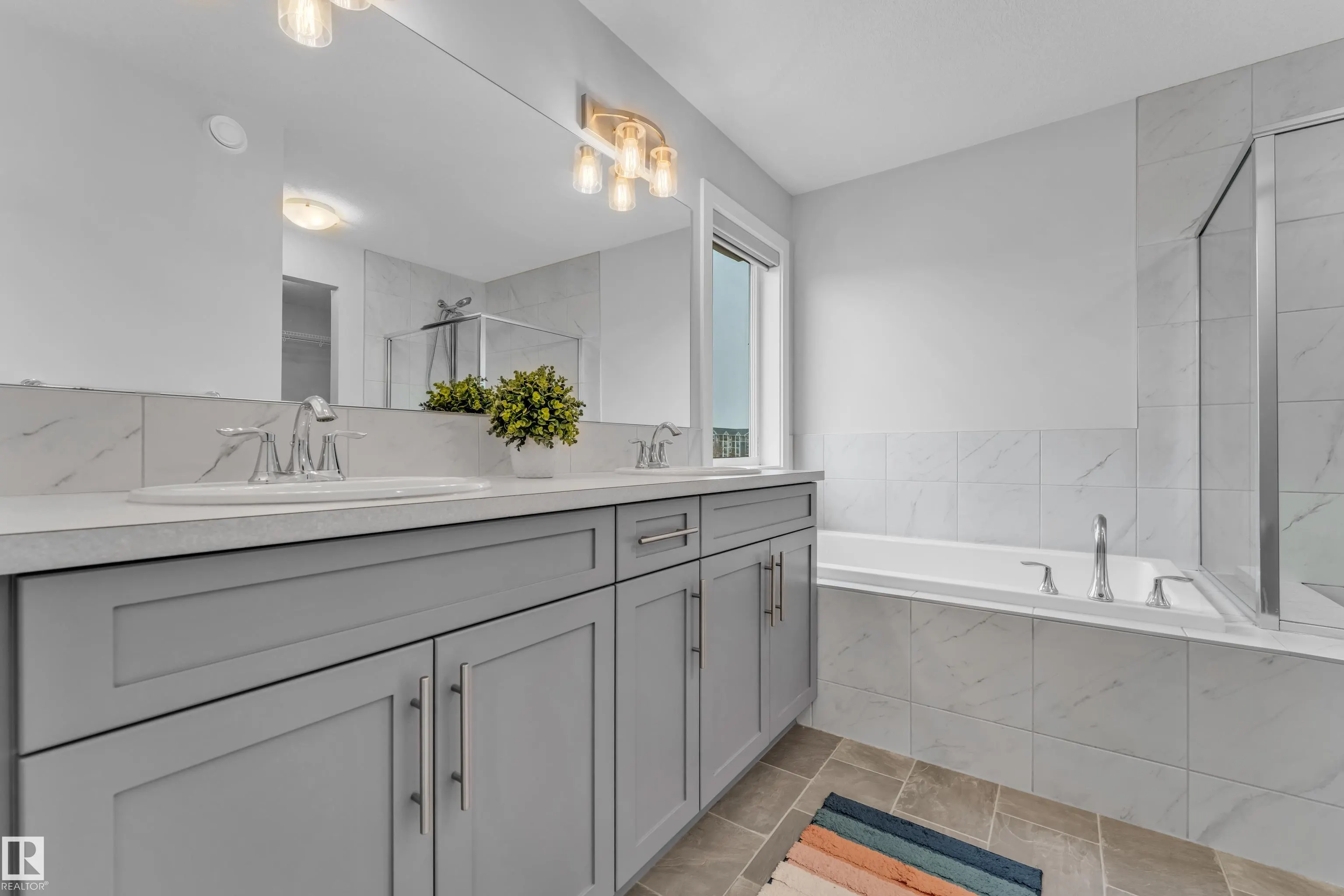 3545 CHERRY Landing