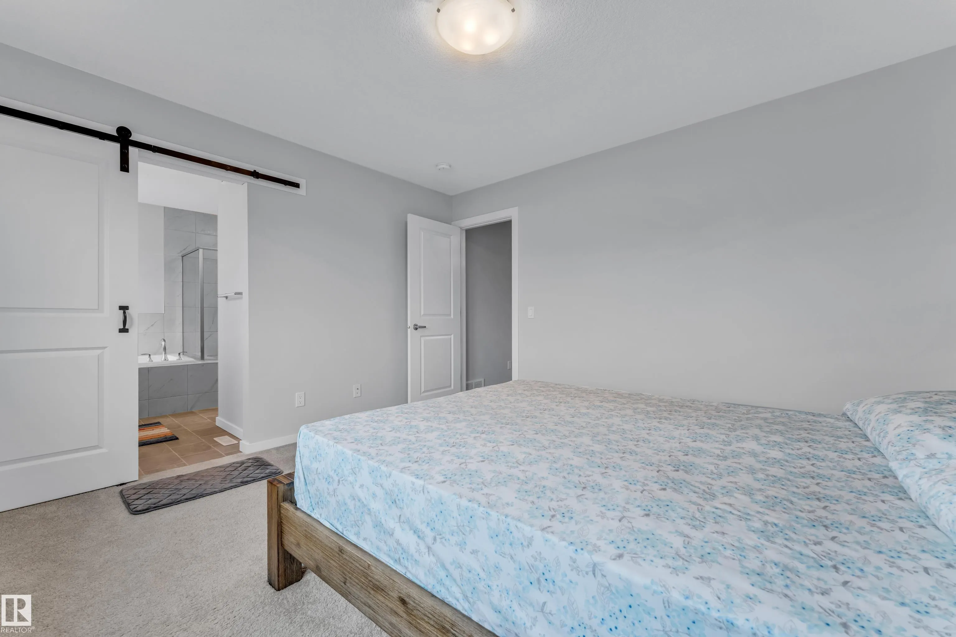 3545 CHERRY Landing