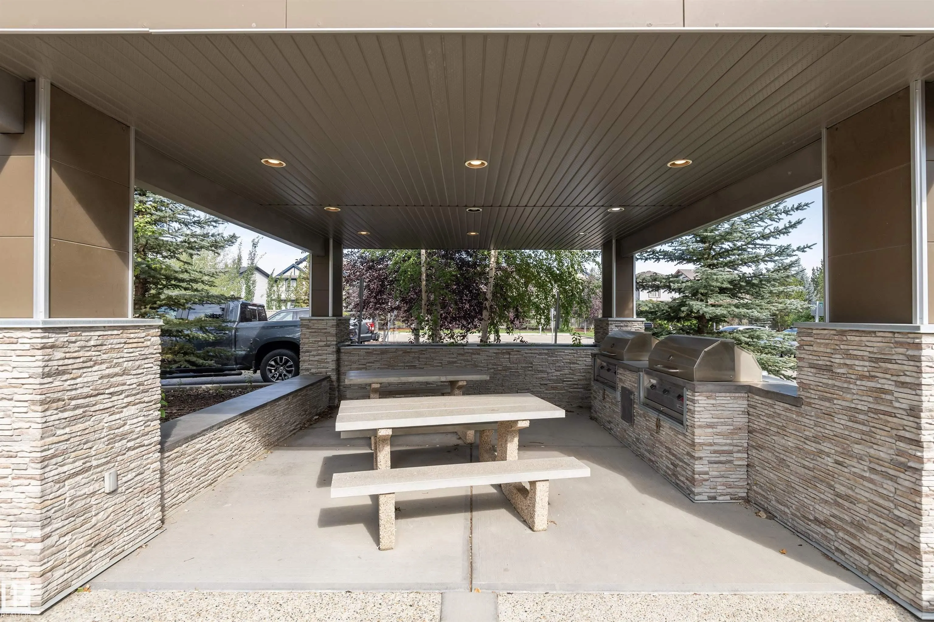 2590 ANDERSON Way