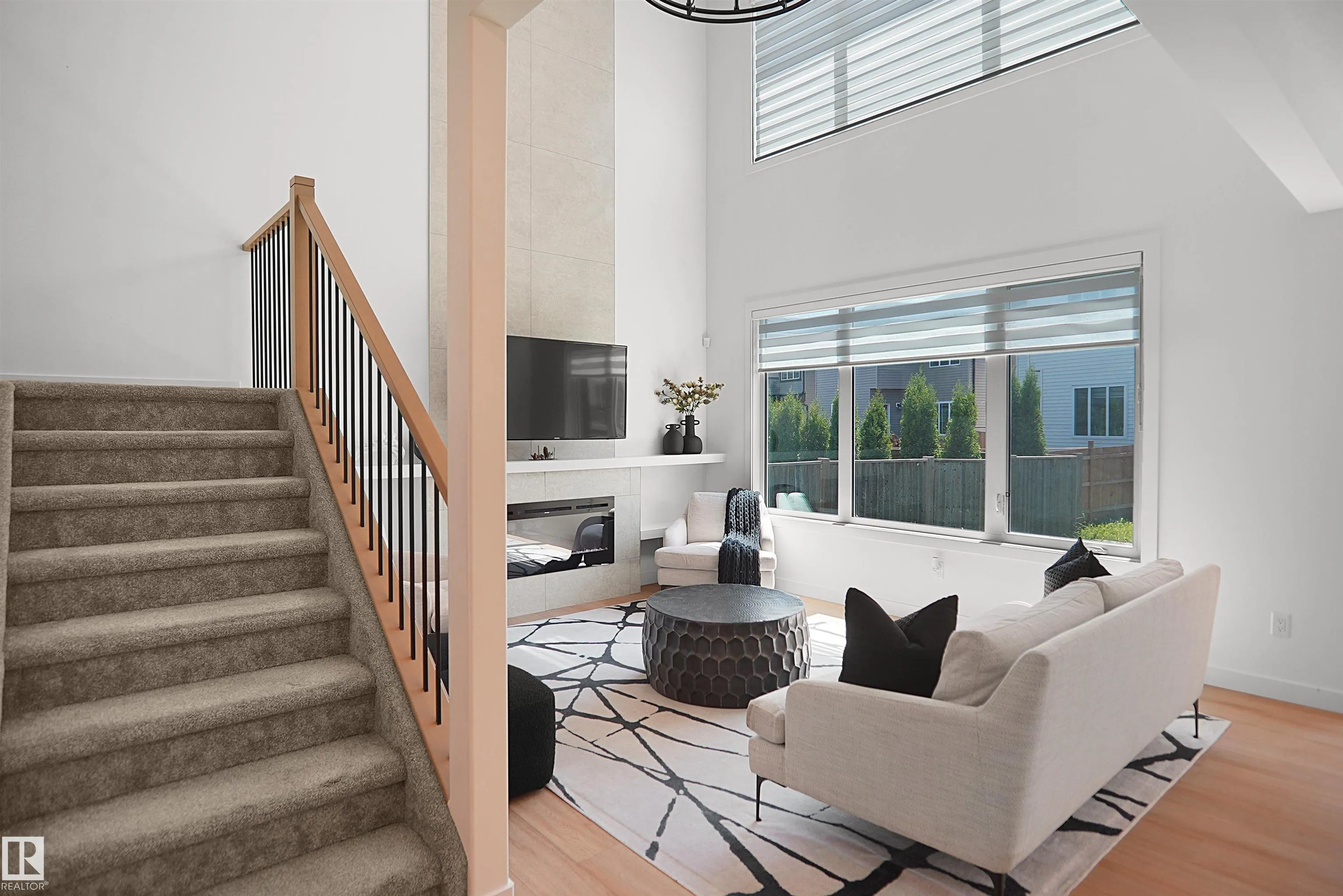 5802 SOLEIL Boulevard