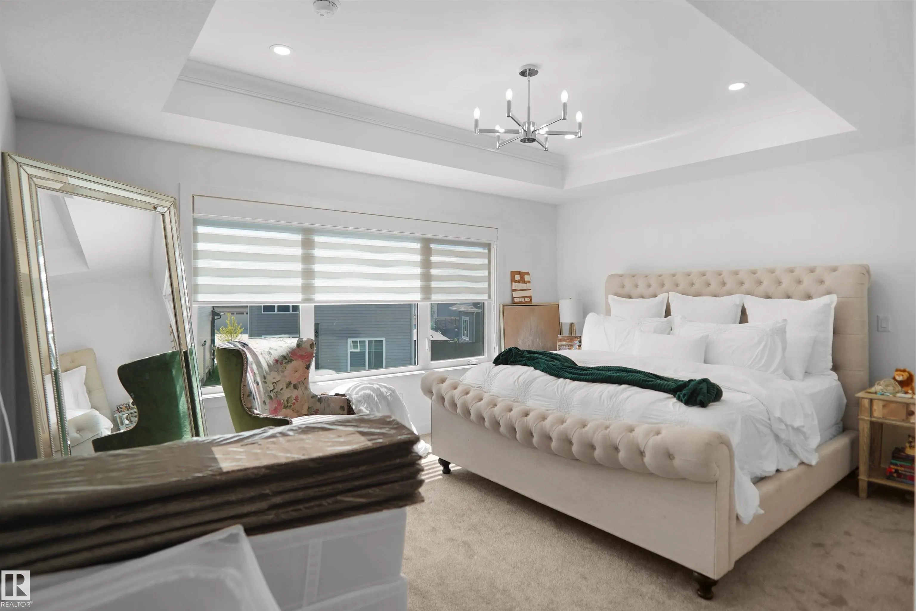 5802 SOLEIL Boulevard