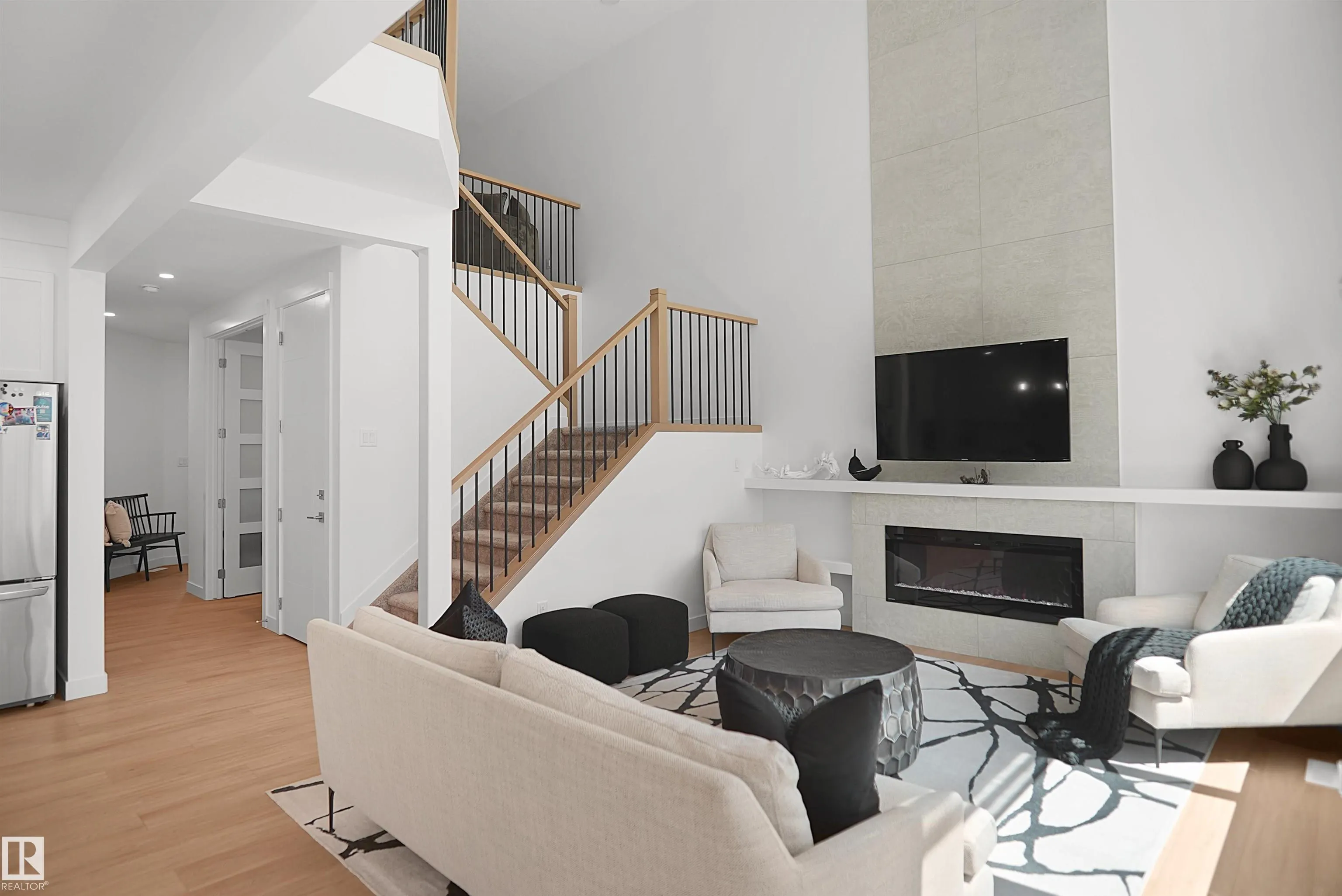 5802 SOLEIL Boulevard