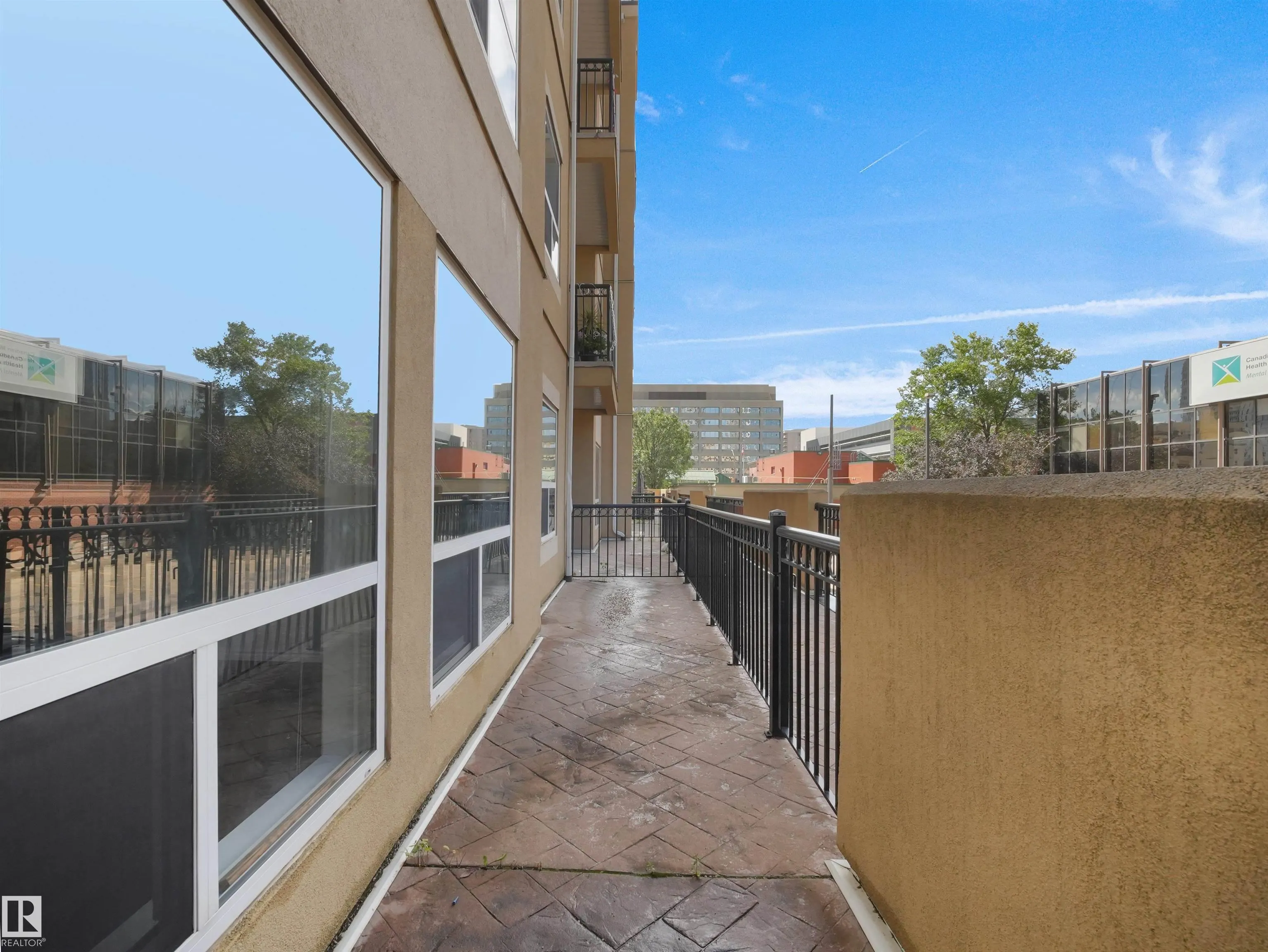 10606 102 Avenue