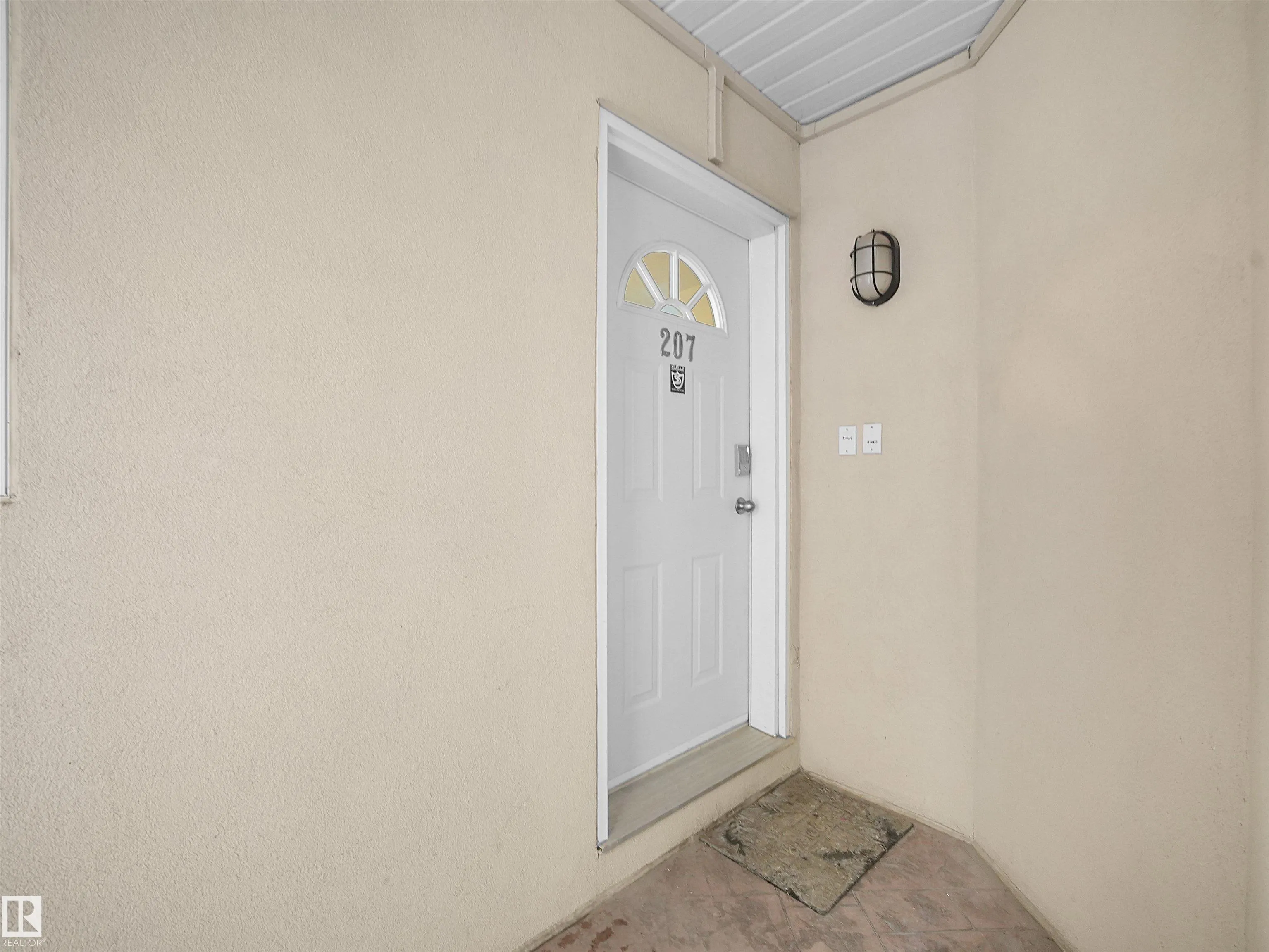 10606 102 Avenue