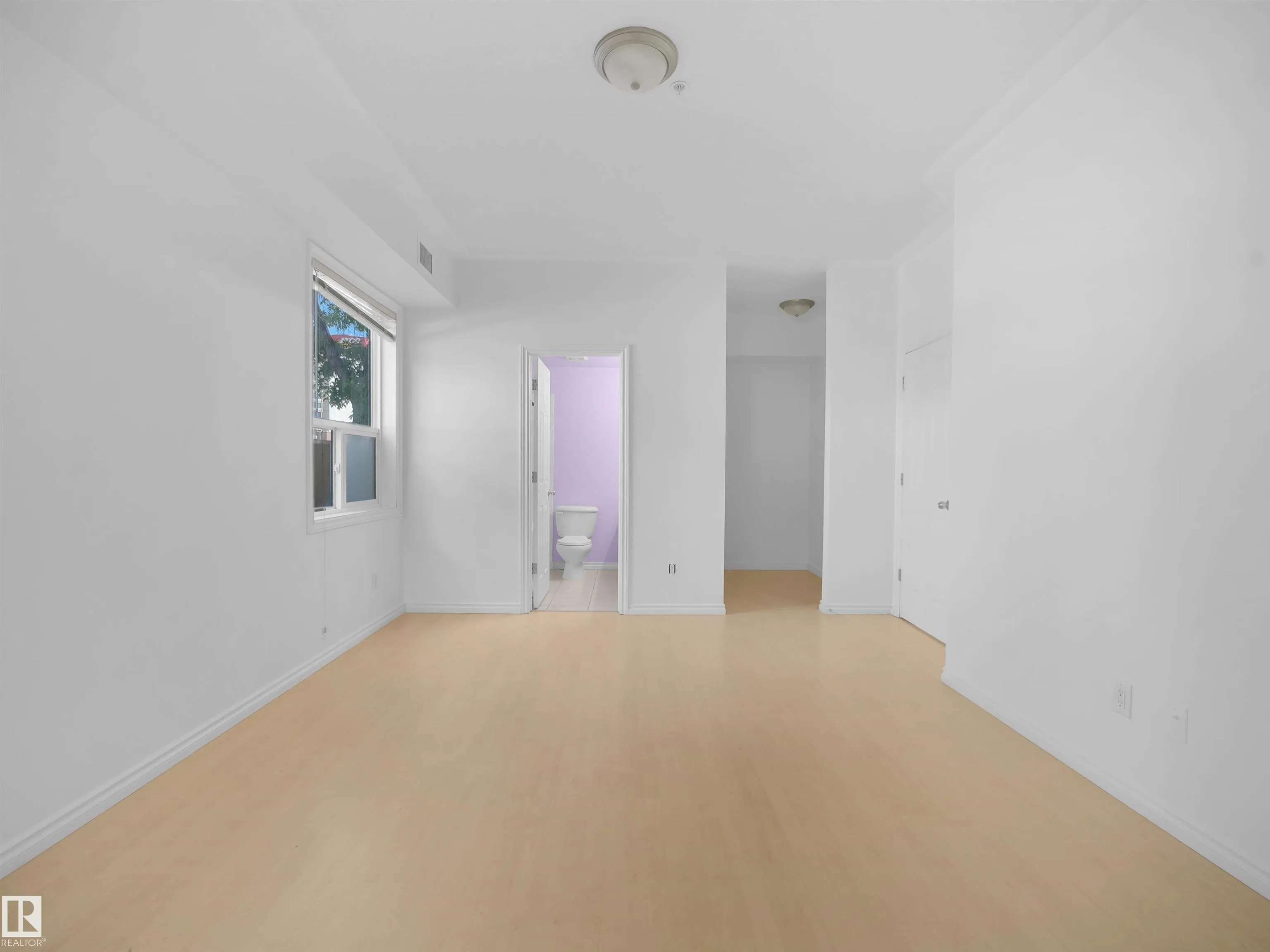 10606 102 Avenue