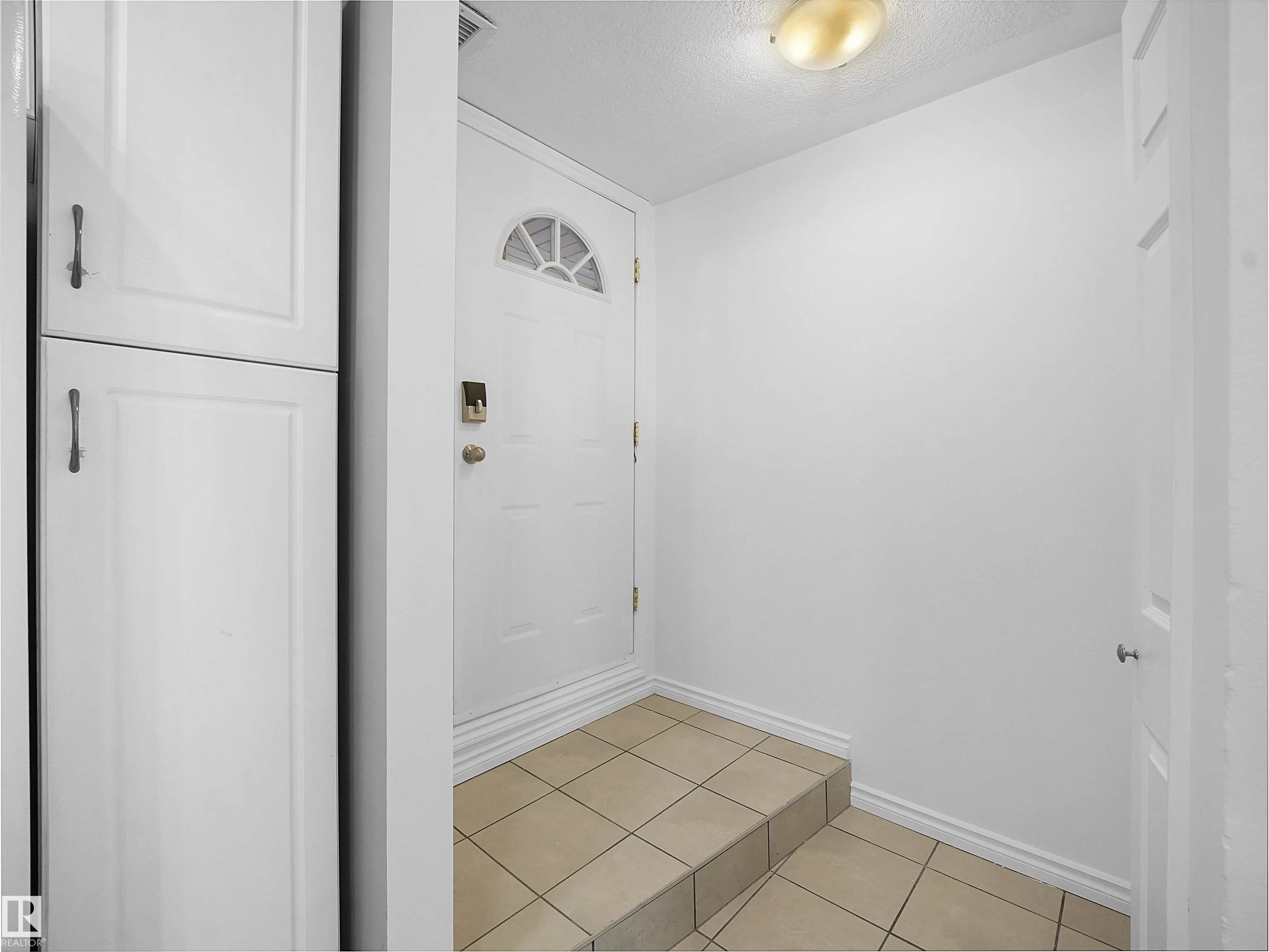 10606 102 Avenue