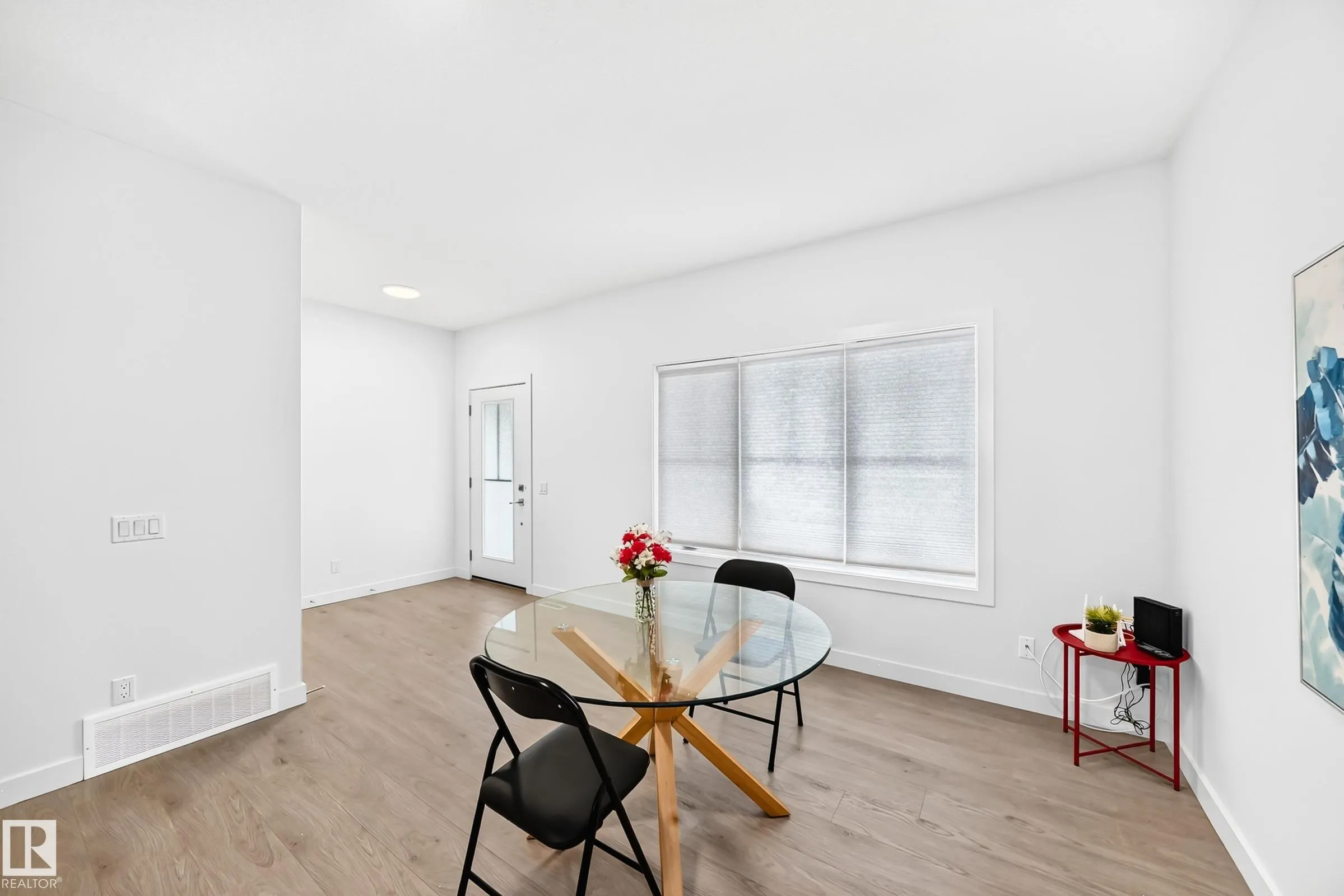 4027 Hawthorn Link