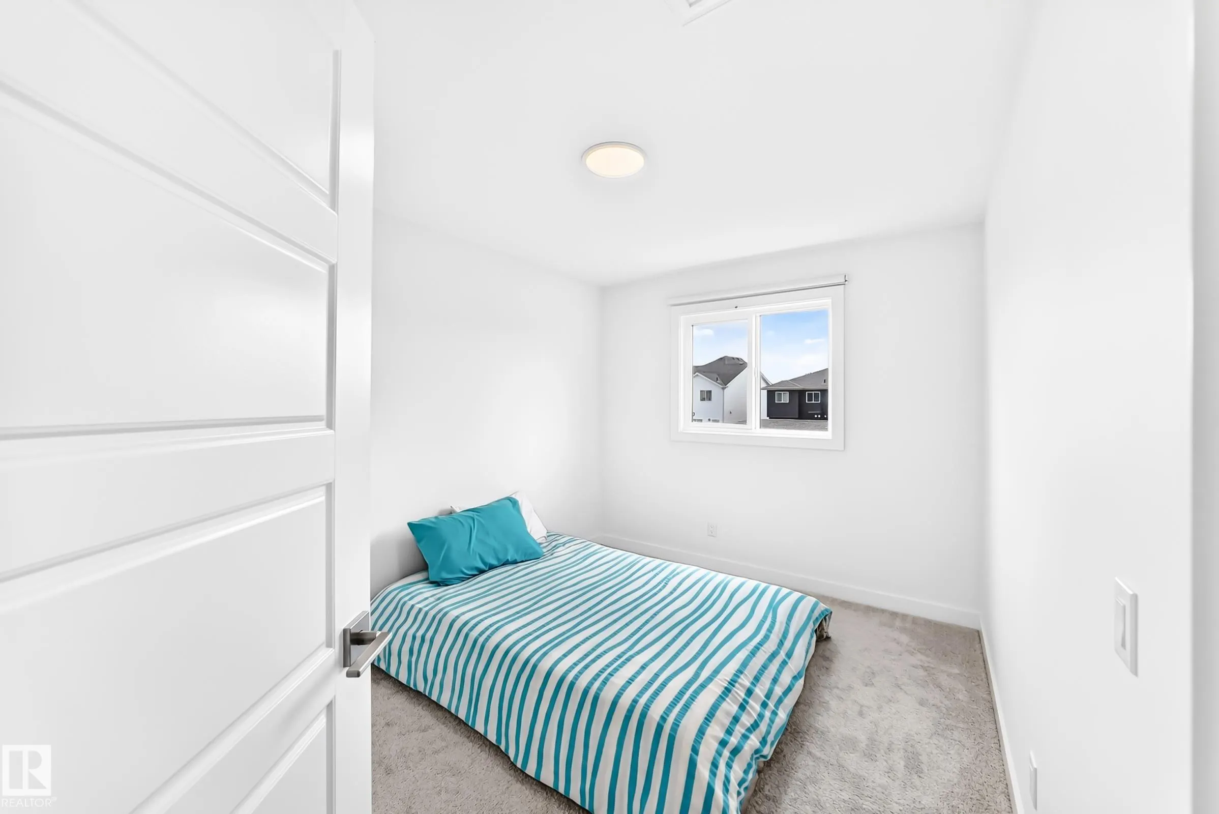 4027 Hawthorn Link