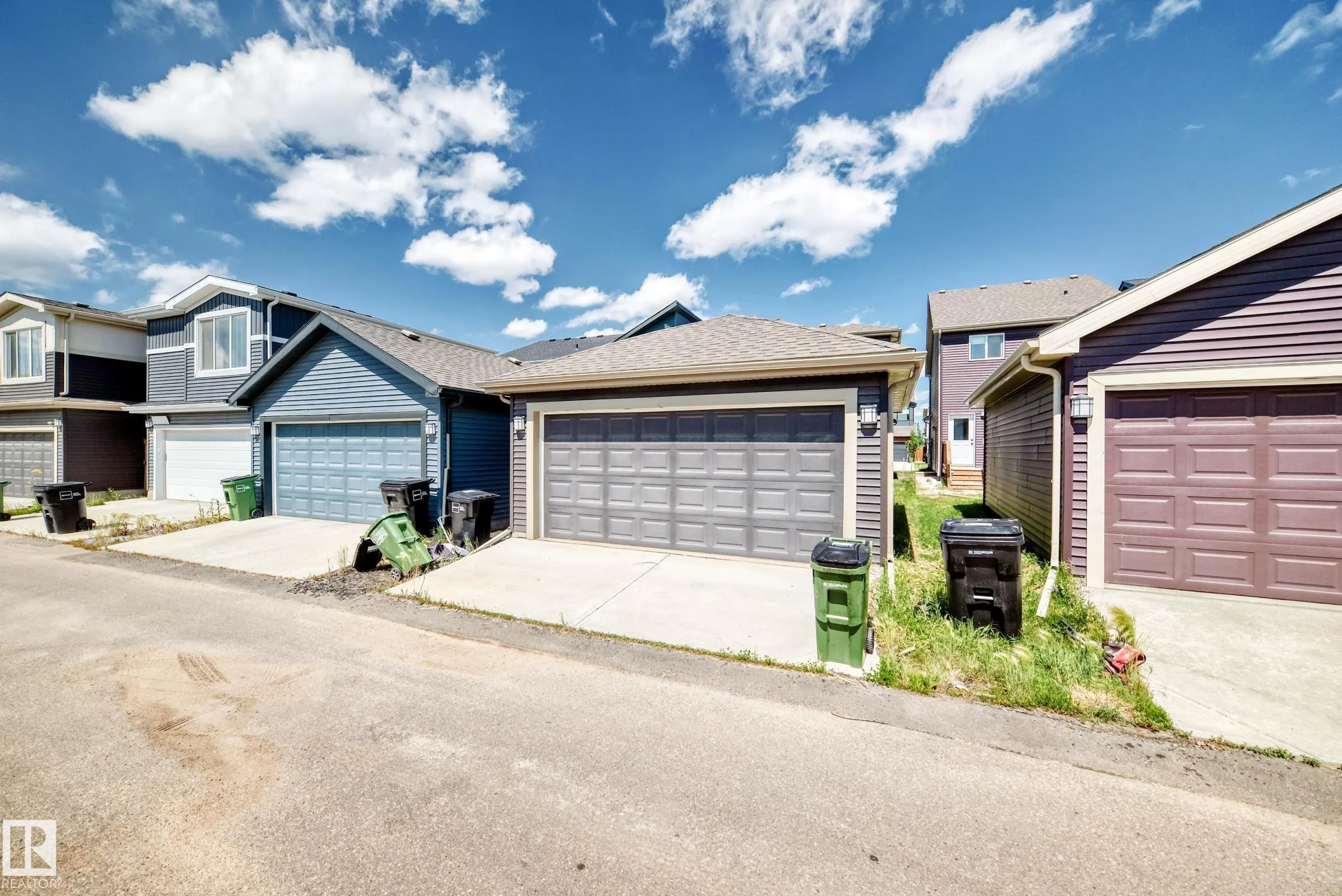 4027 Hawthorn Link