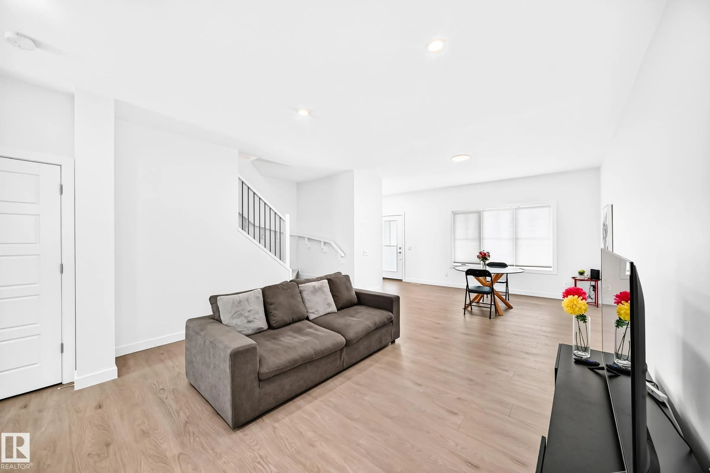 4027 Hawthorn Link