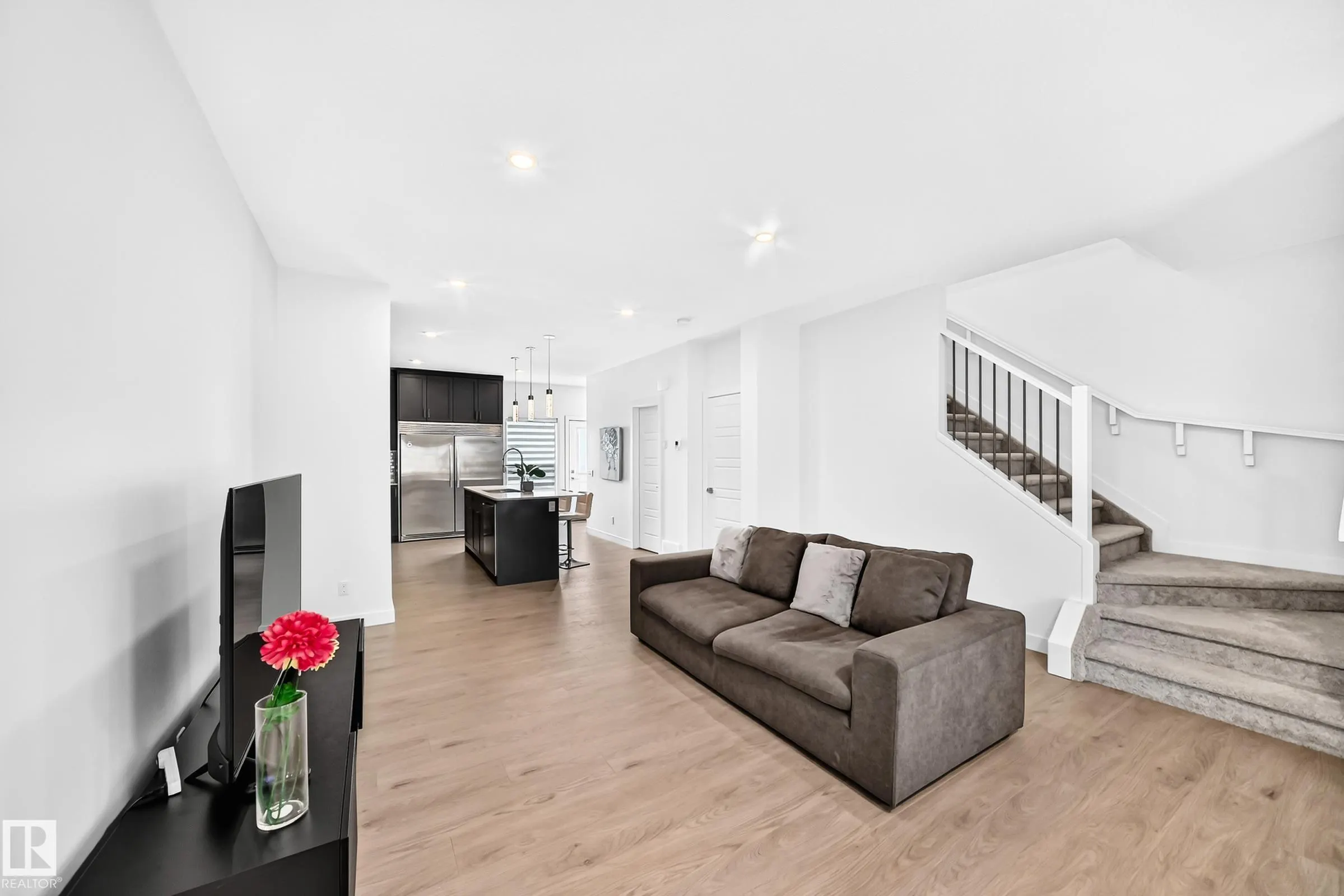 4027 Hawthorn Link