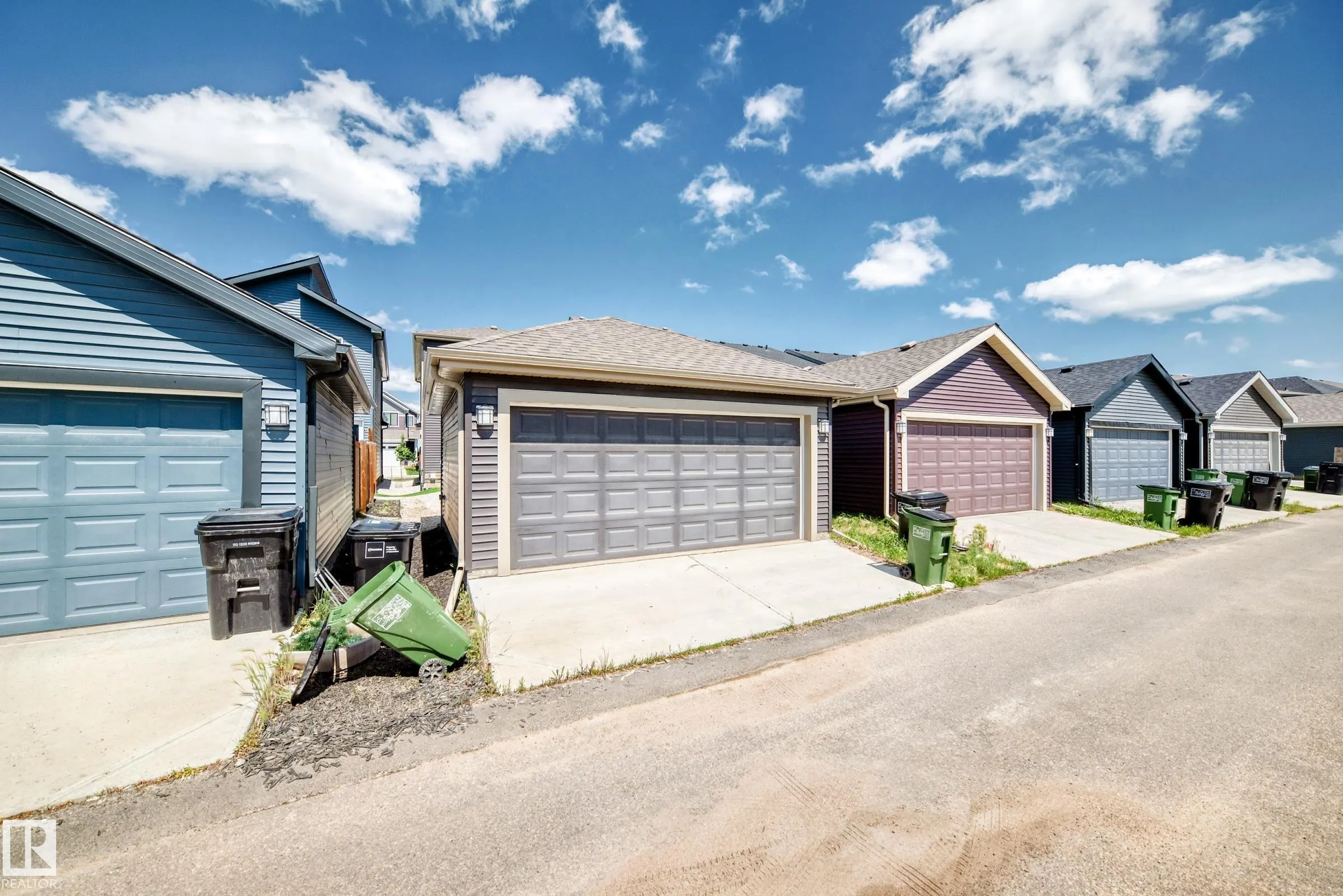 4027 Hawthorn Link