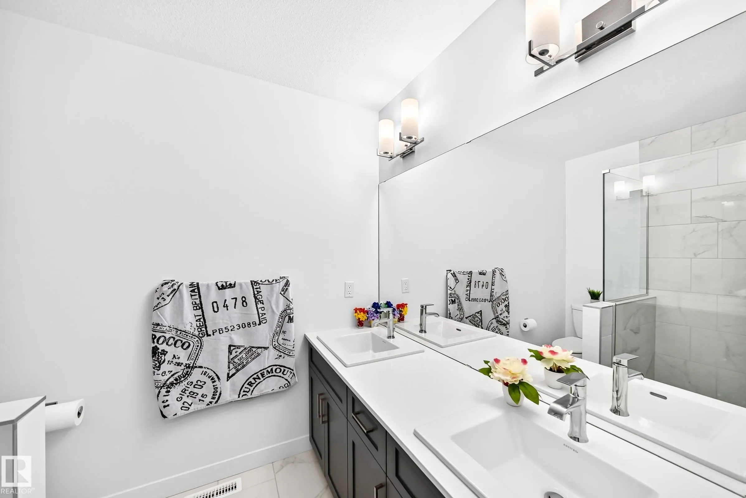 4027 Hawthorn Link