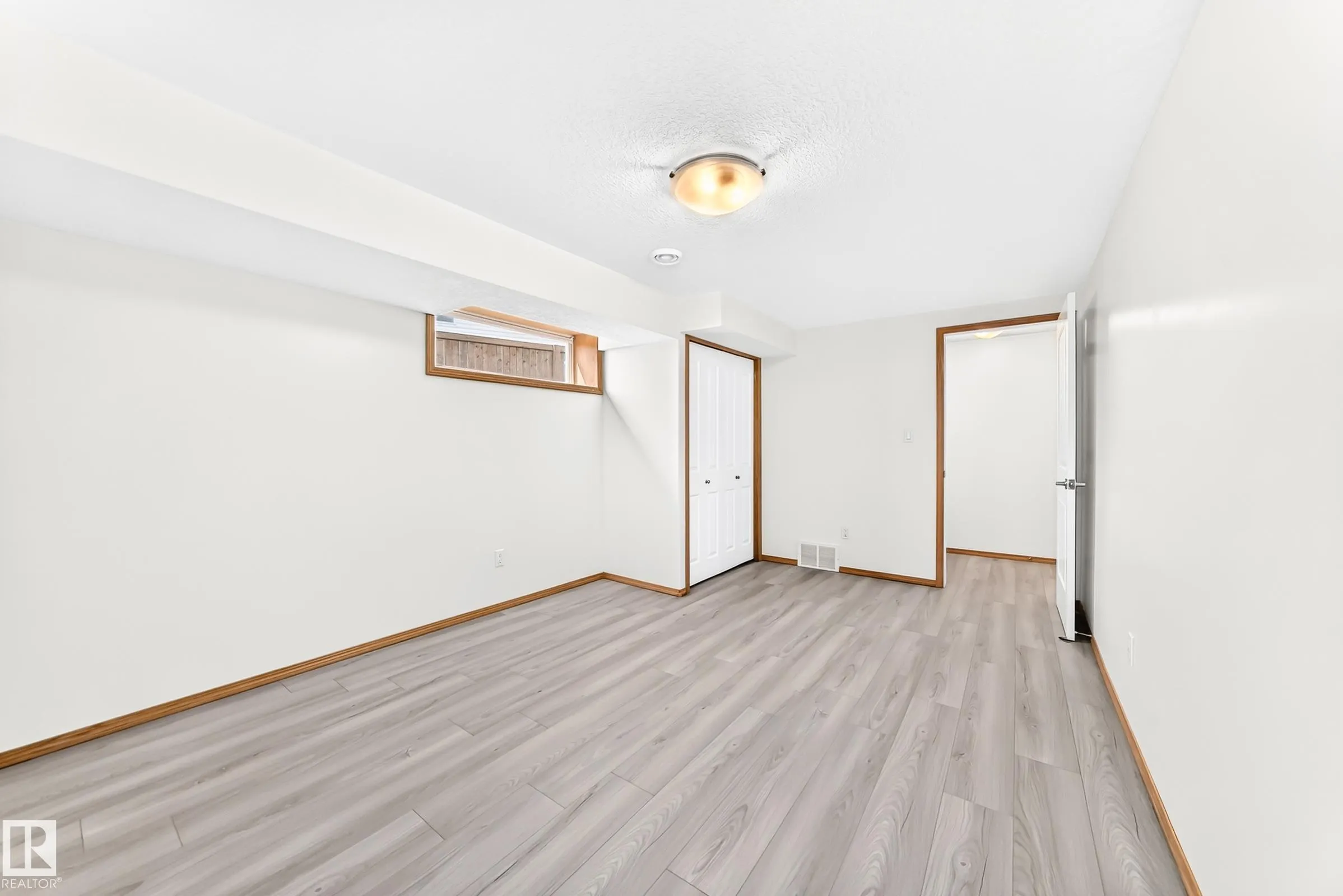 686 KANANASKIS Drive