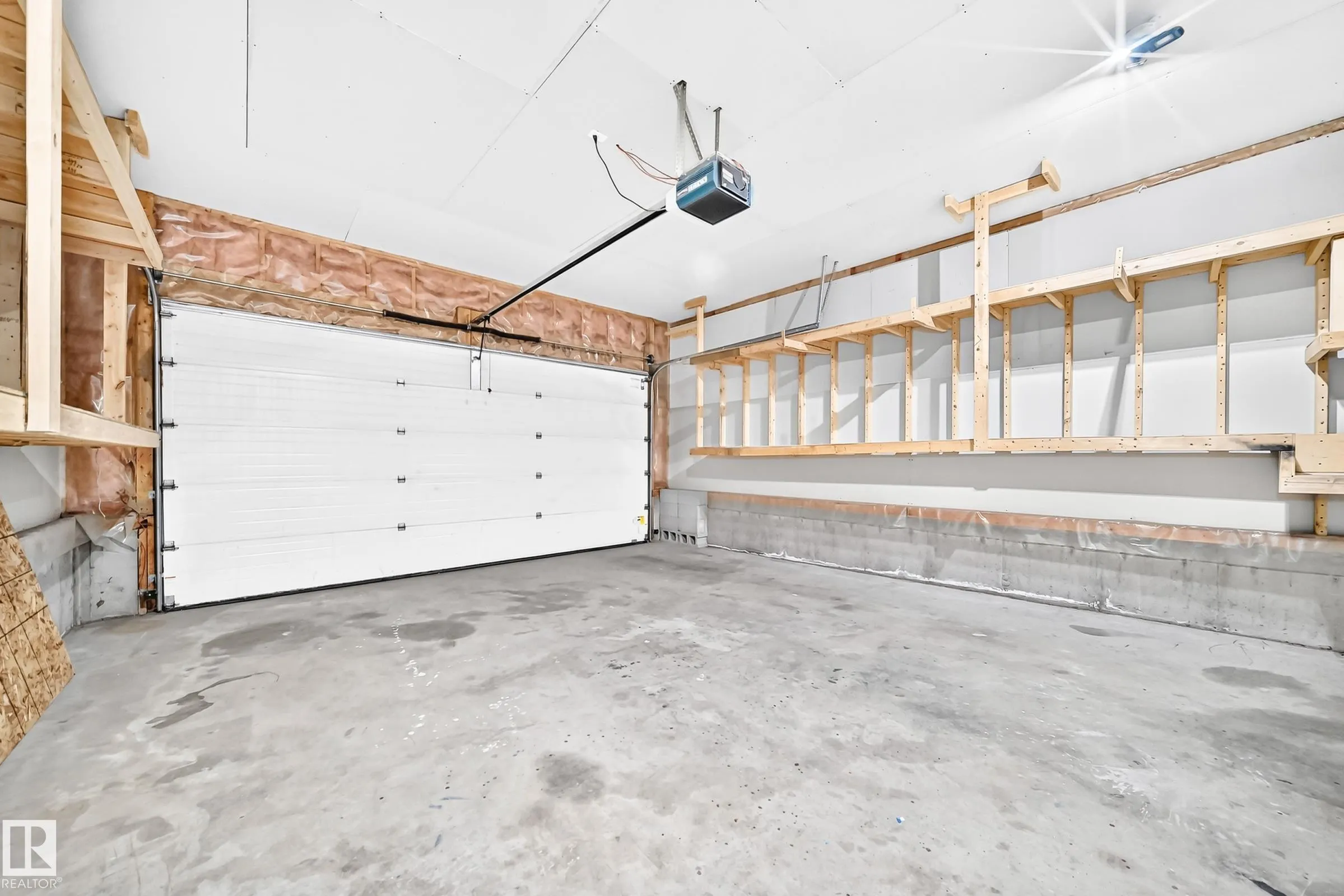 686 KANANASKIS Drive