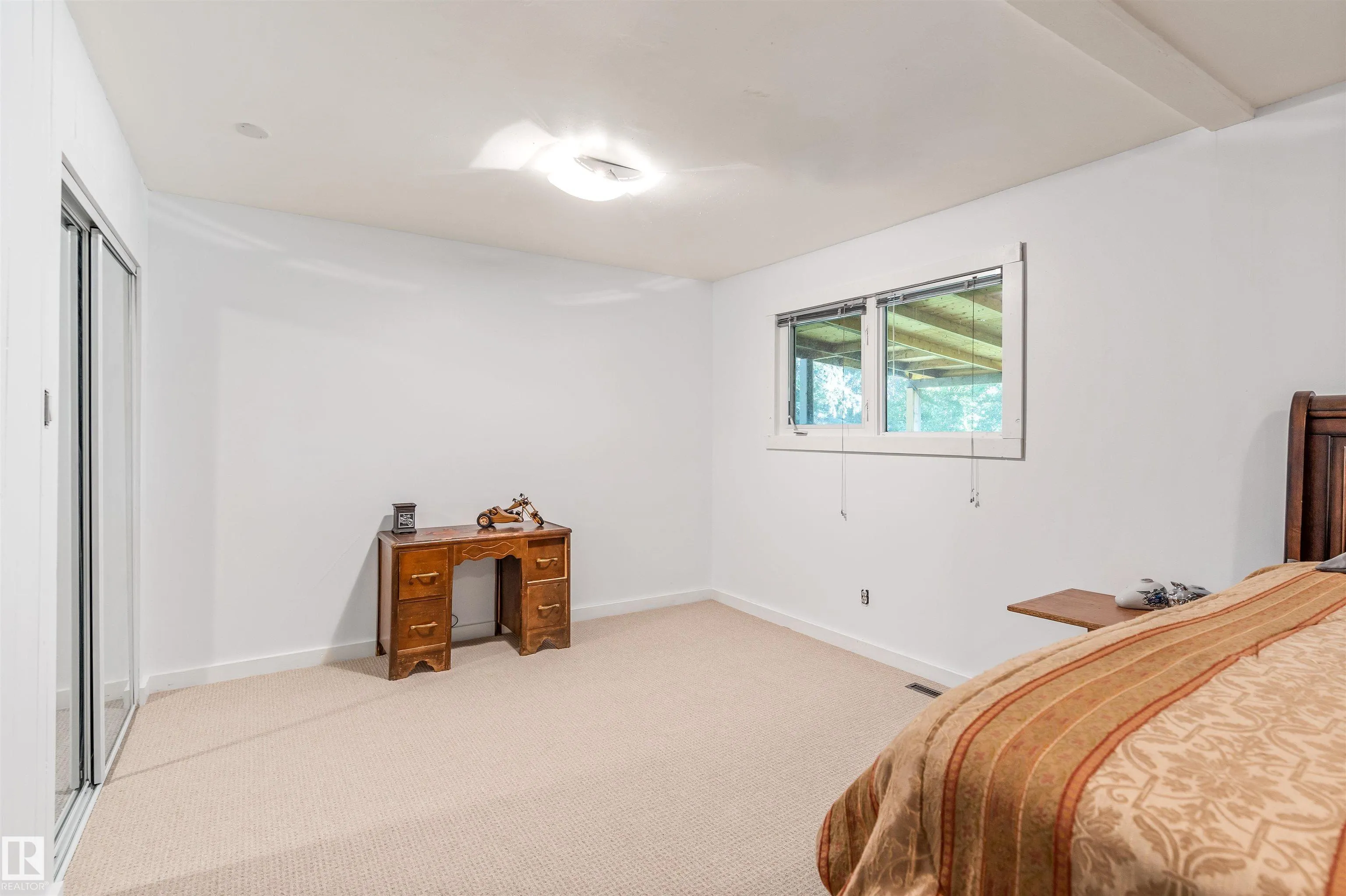 1700 LAKESIDE Drive