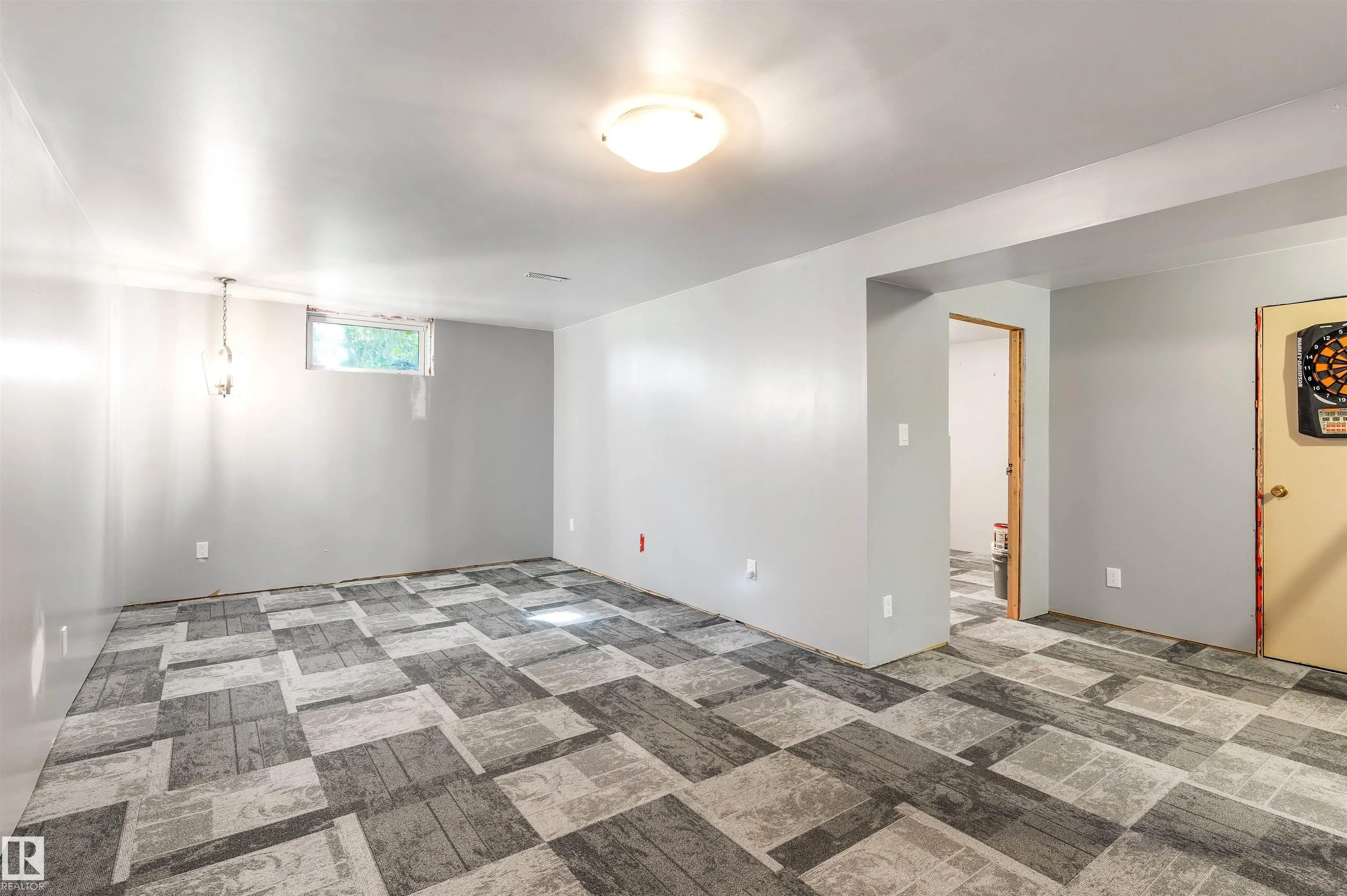1700 LAKESIDE Drive