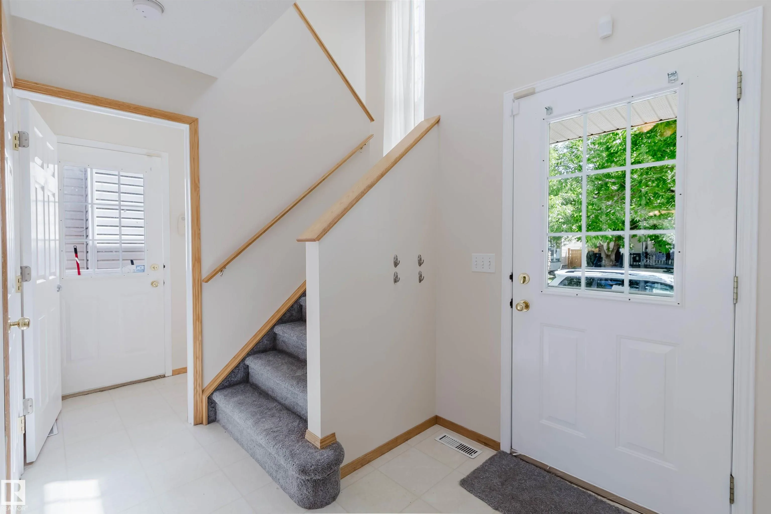 1686 TOMPKINS Wynd