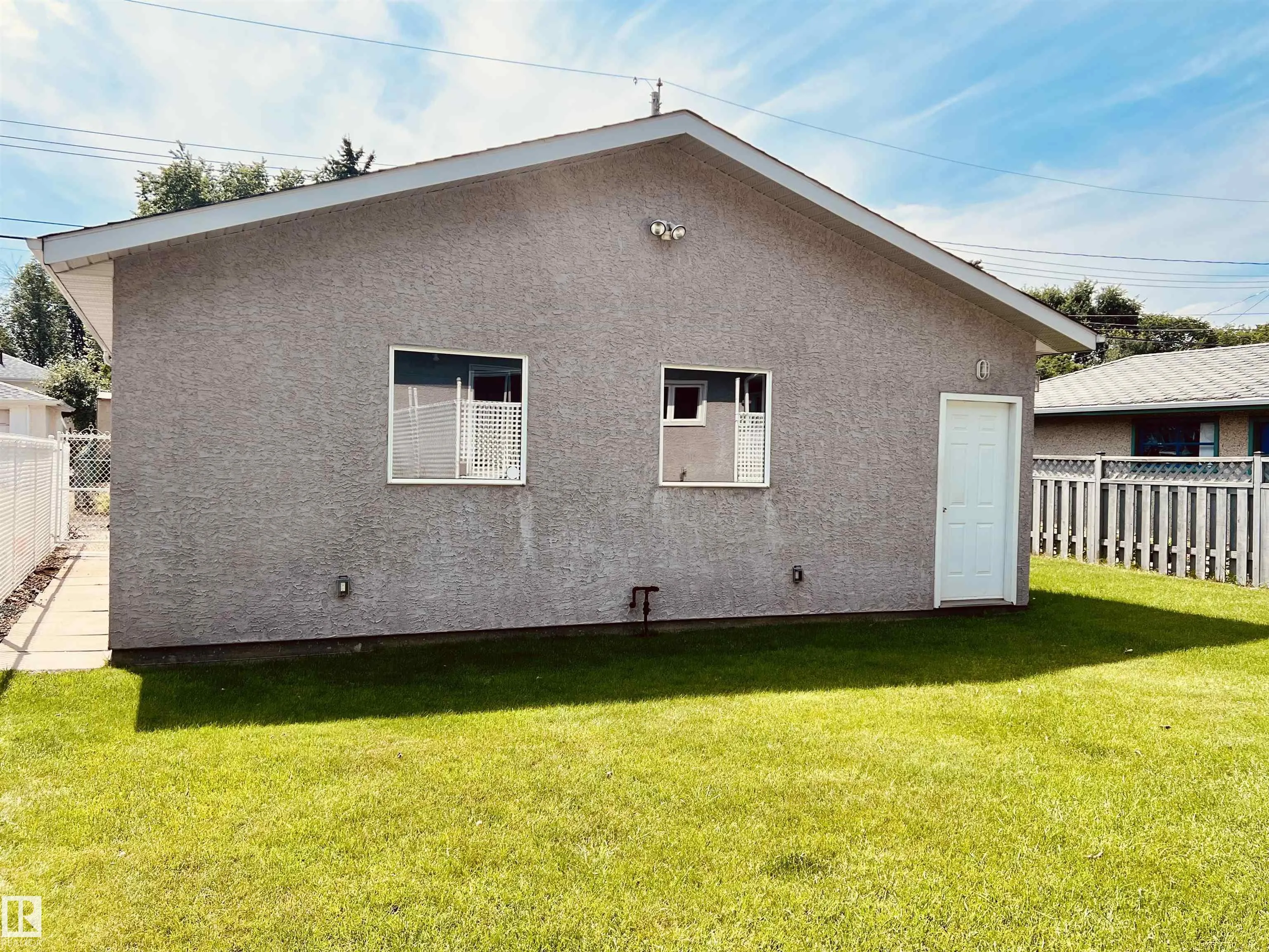 9723 65 Avenue