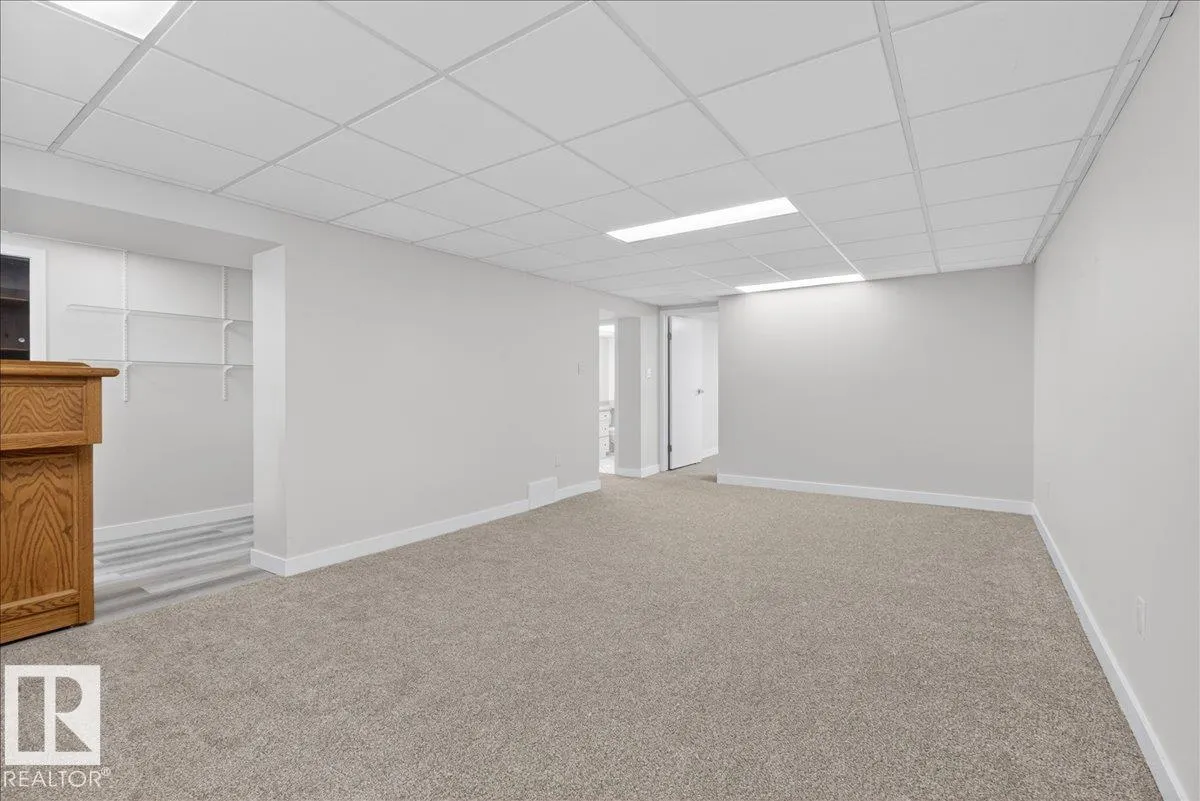 9723 65 Avenue