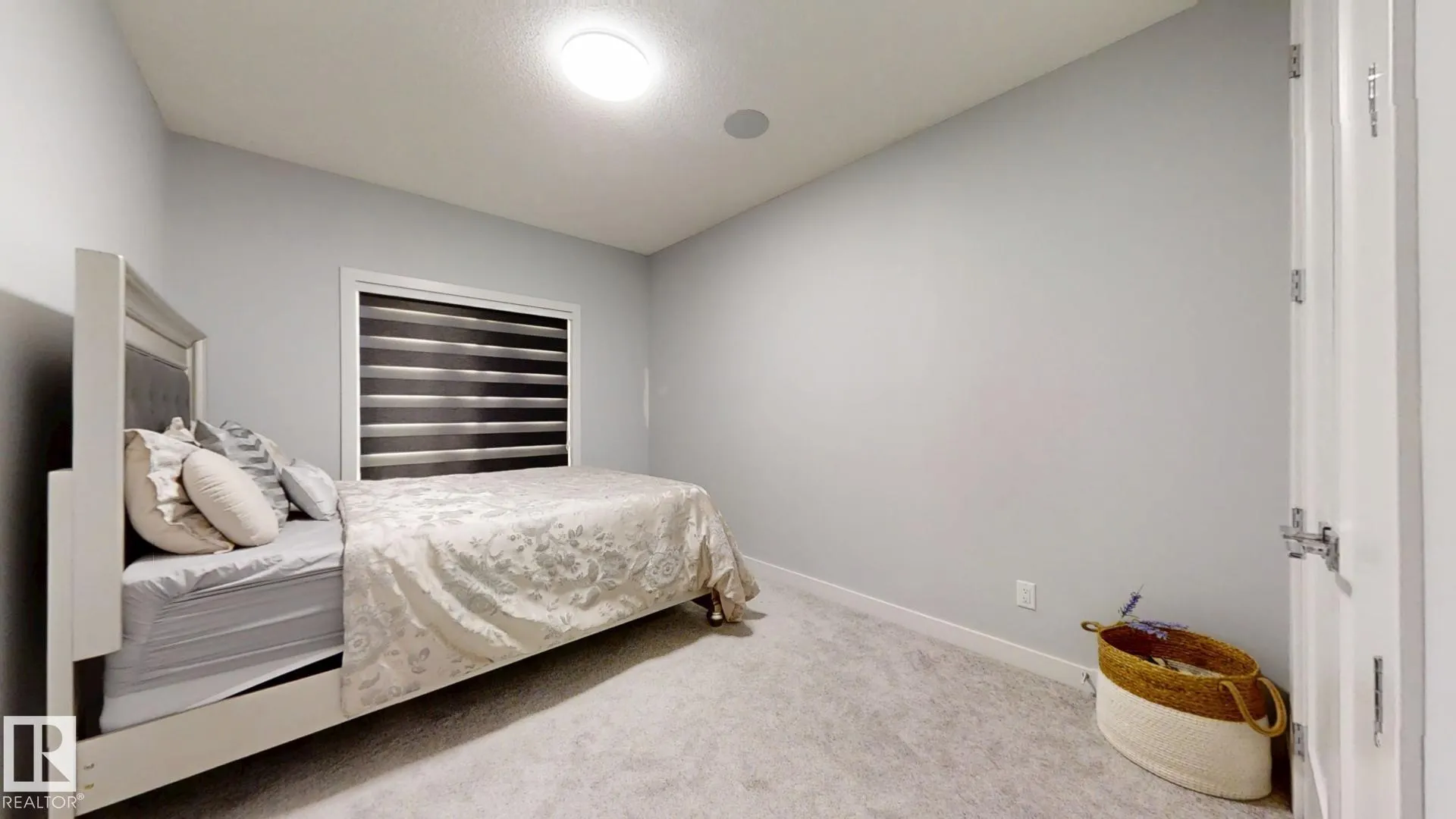 215 GLENRIDDING RAVINE Road
