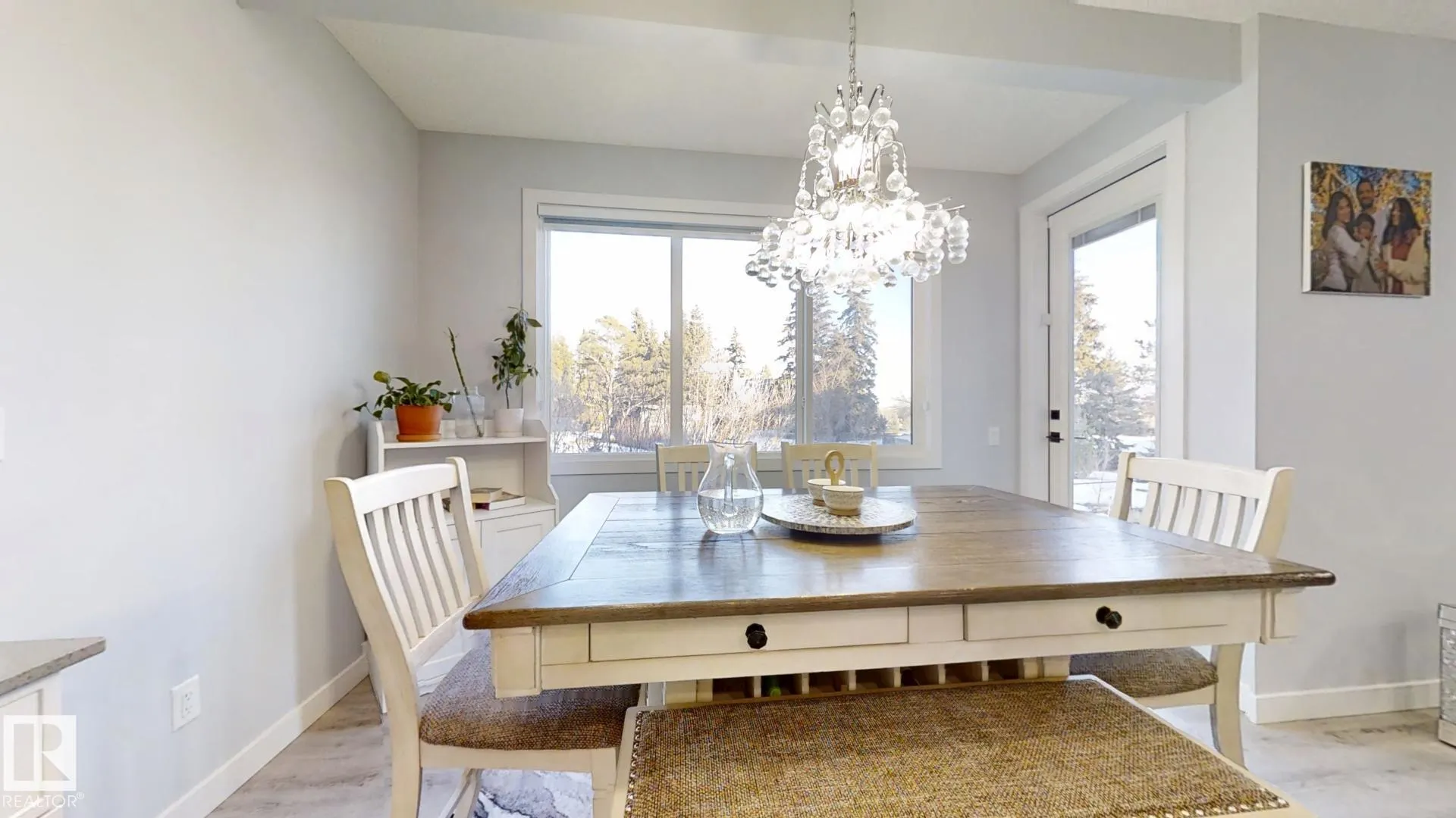 215 GLENRIDDING RAVINE Road
