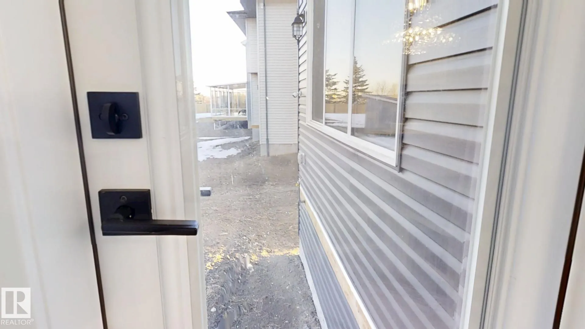 215 GLENRIDDING RAVINE Road