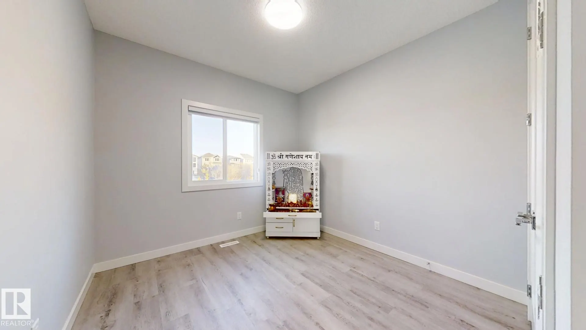215 GLENRIDDING RAVINE Road