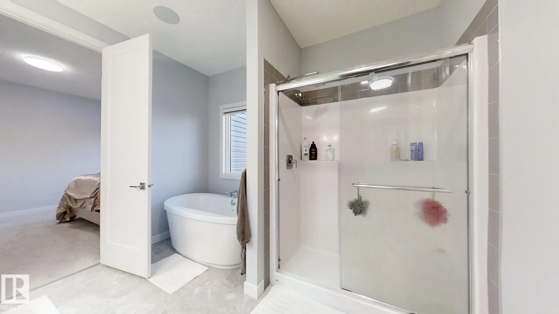 215 GLENRIDDING RAVINE Road